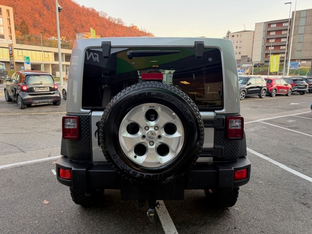 JEEP Wrangler 2.8 CRD Sahara Automatic hardtop-image-6