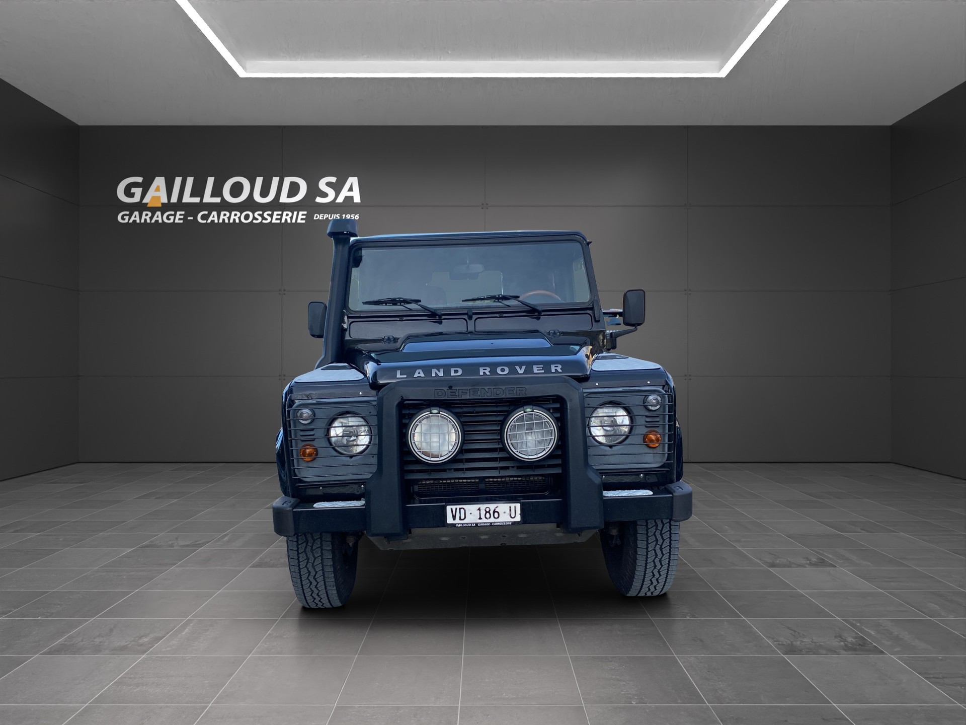 LAND ROVER Defender 90 SW 2.4Tdc-image-4