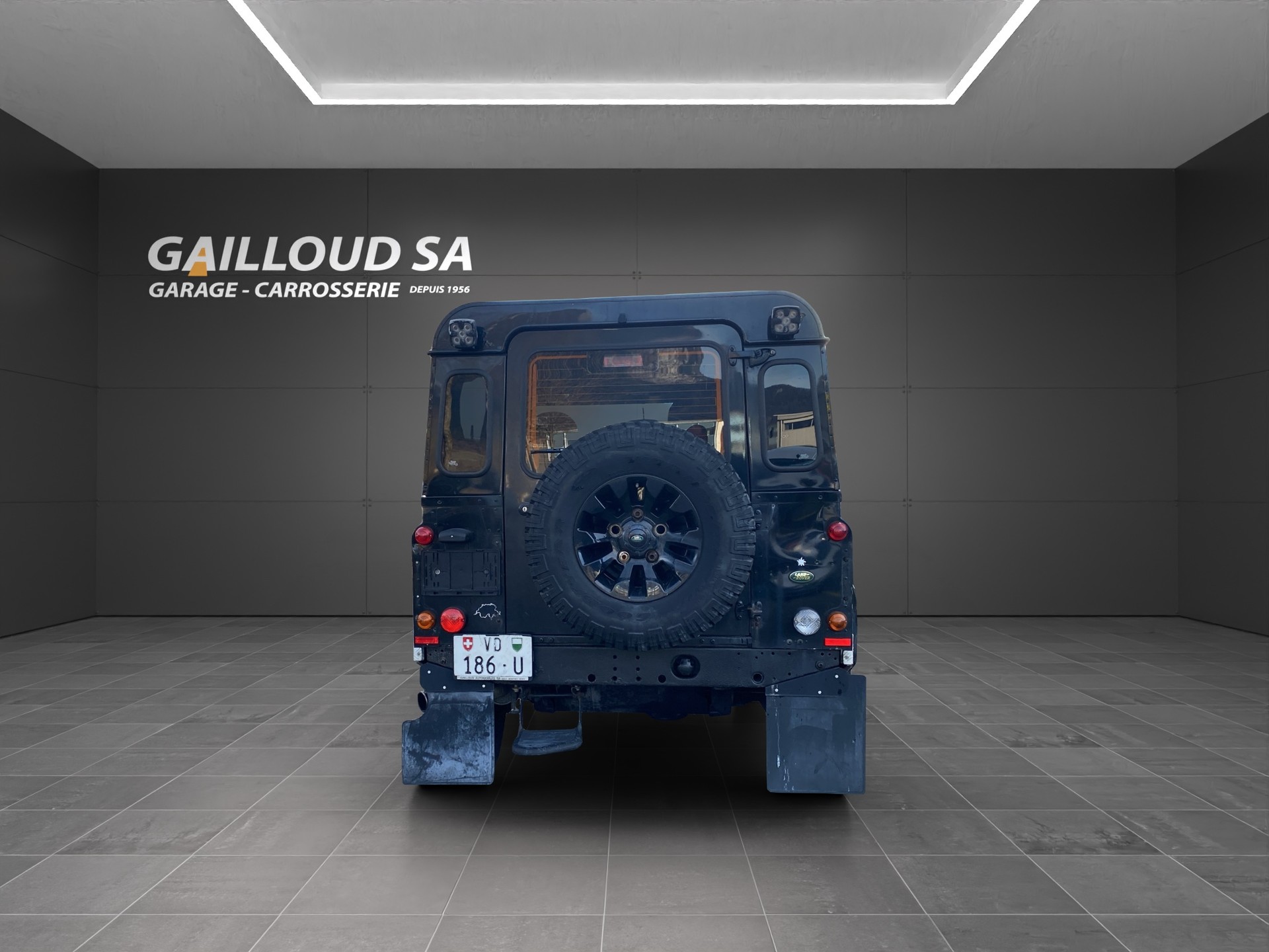 LAND ROVER Defender 90 SW 2.4Tdc-image-5