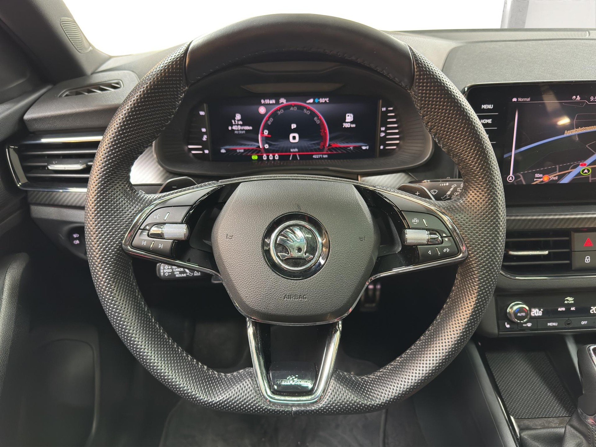SKODA Scala 1.5 TSI Monte Carlo DSG-image-10