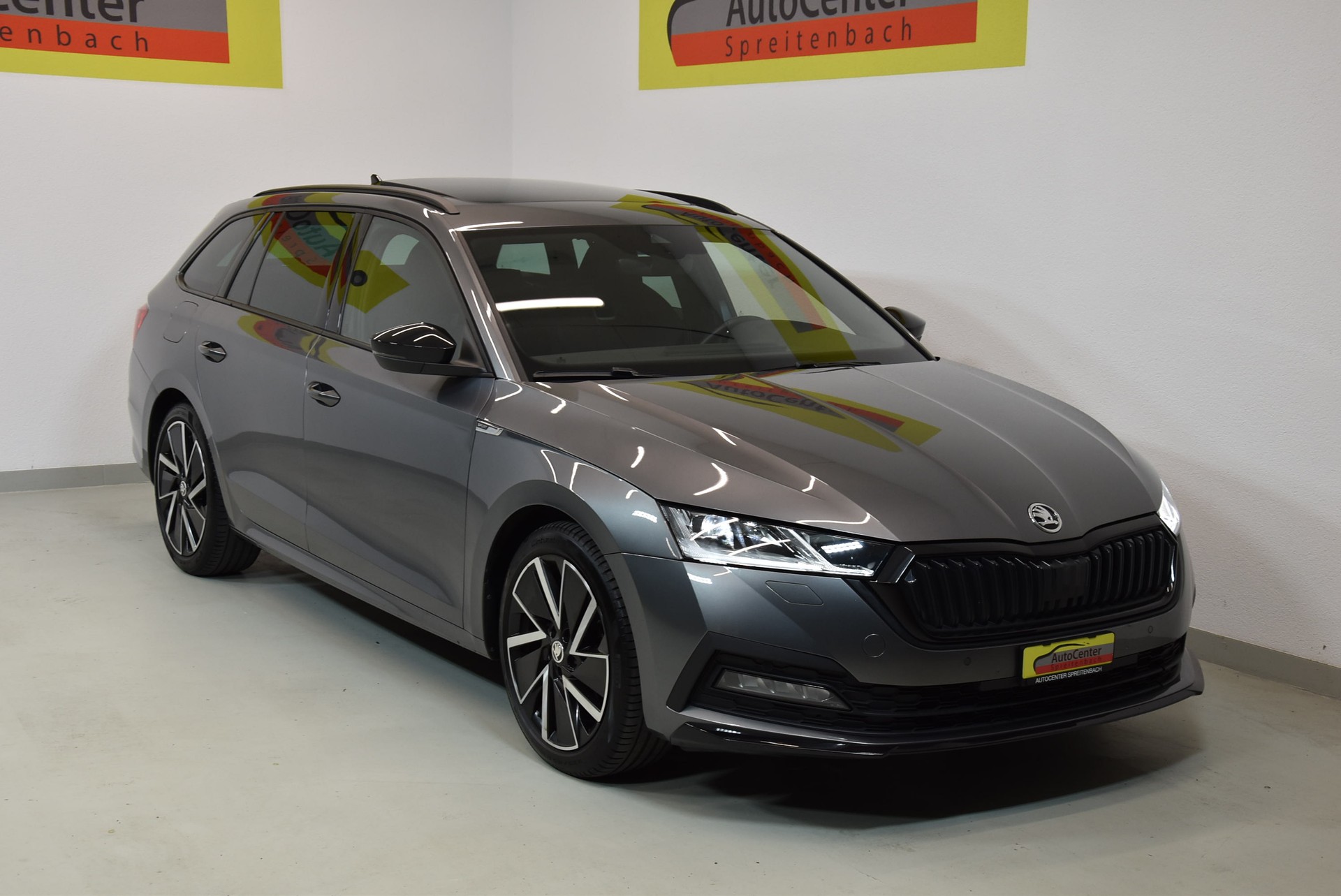 SKODA Octavia Combi 2.0 TSI SportLine DSG 4x4