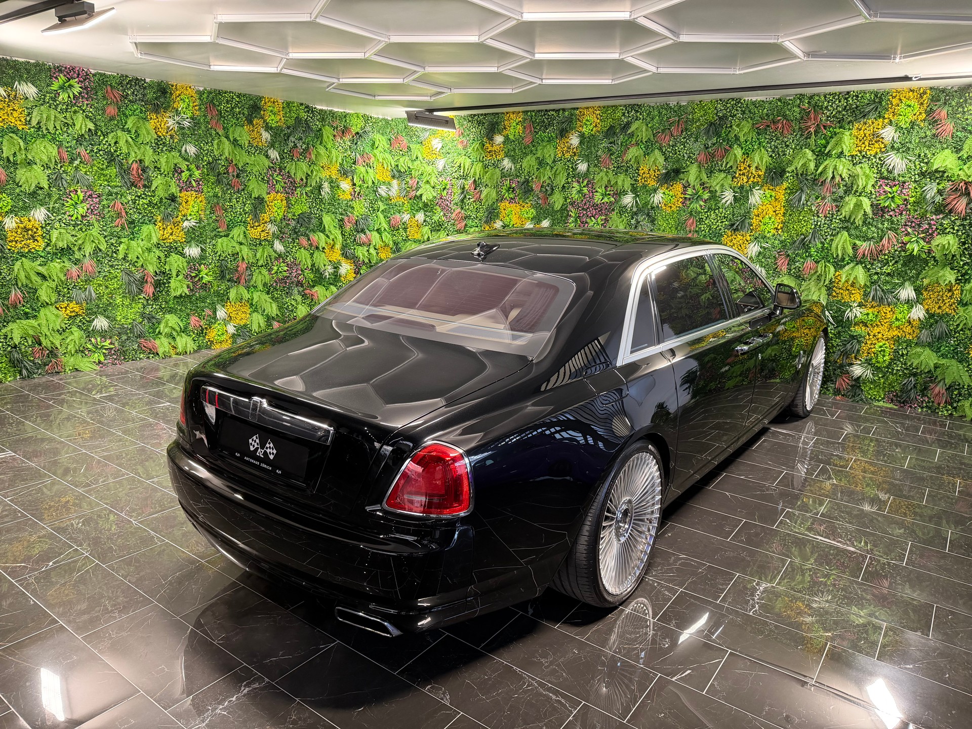 ROLLS-ROYCE Ghost 6.6 V12-image-5