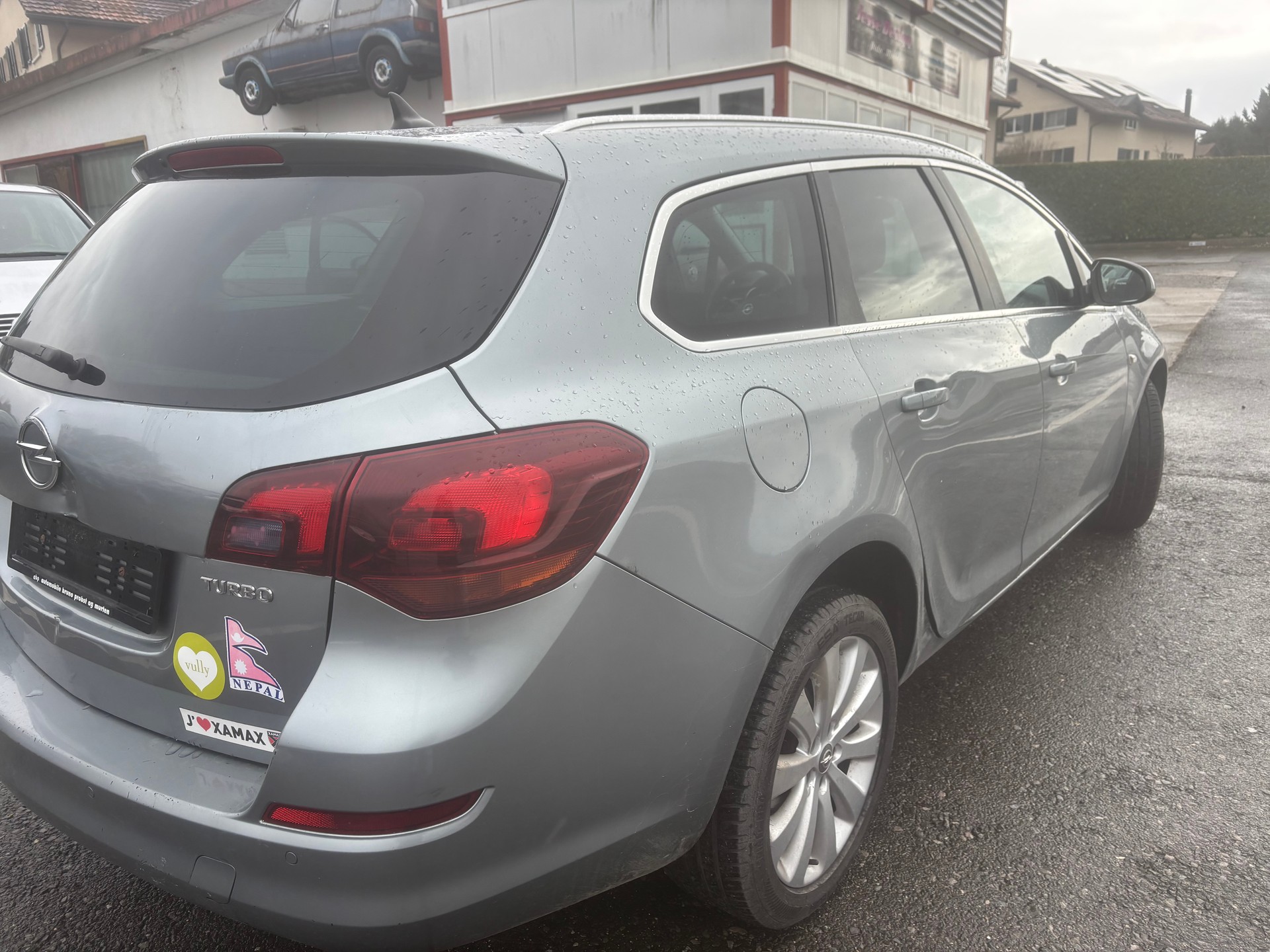 OPEL Astra SportsTourer 1.4i 16V Turbo Sport Automatic-image-1