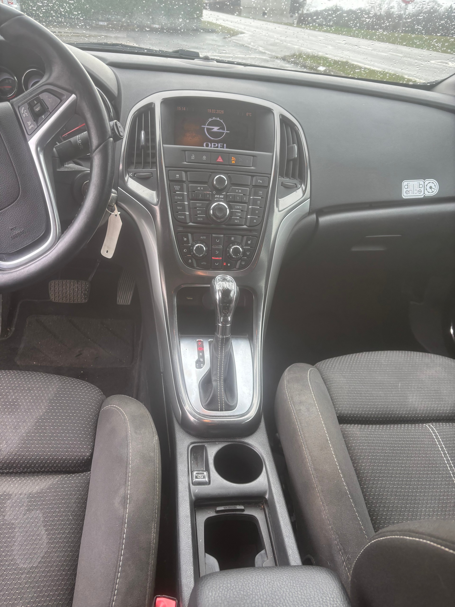 OPEL Astra SportsTourer 1.4i 16V Turbo Sport Automatic-image-2