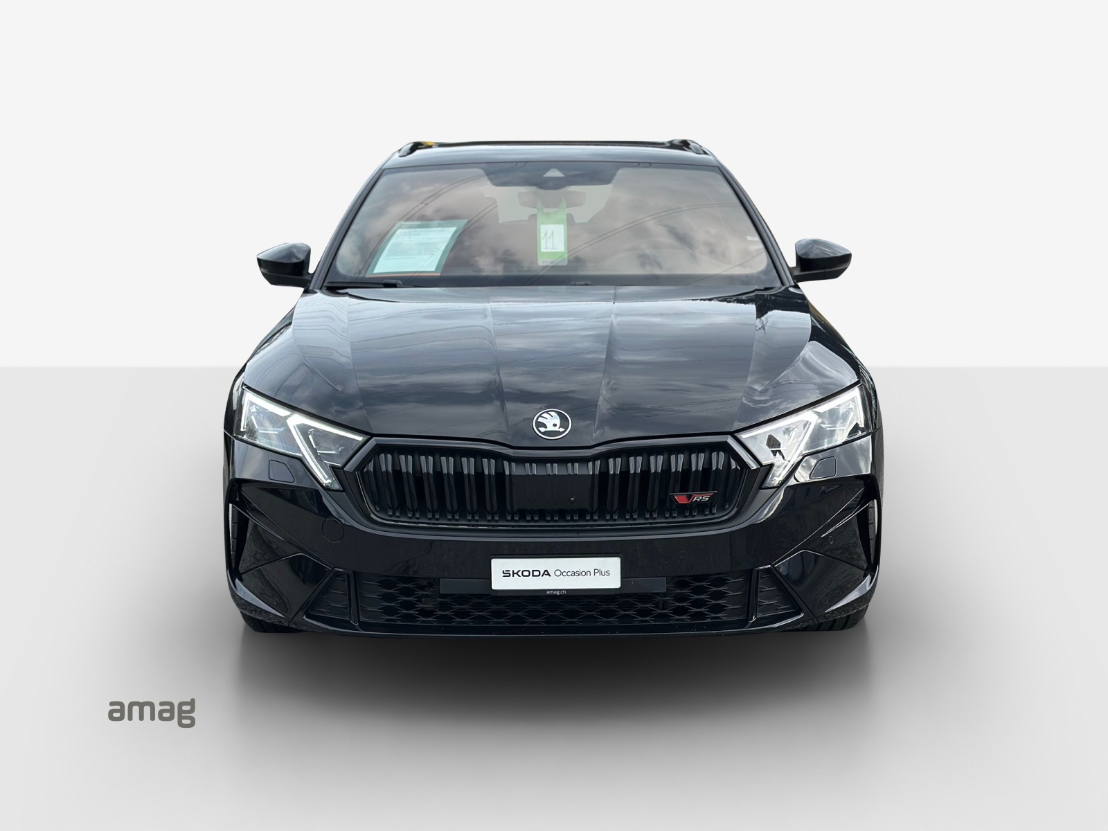SKODA Octavia Combi 2.0 TSI DSG RS-image-6