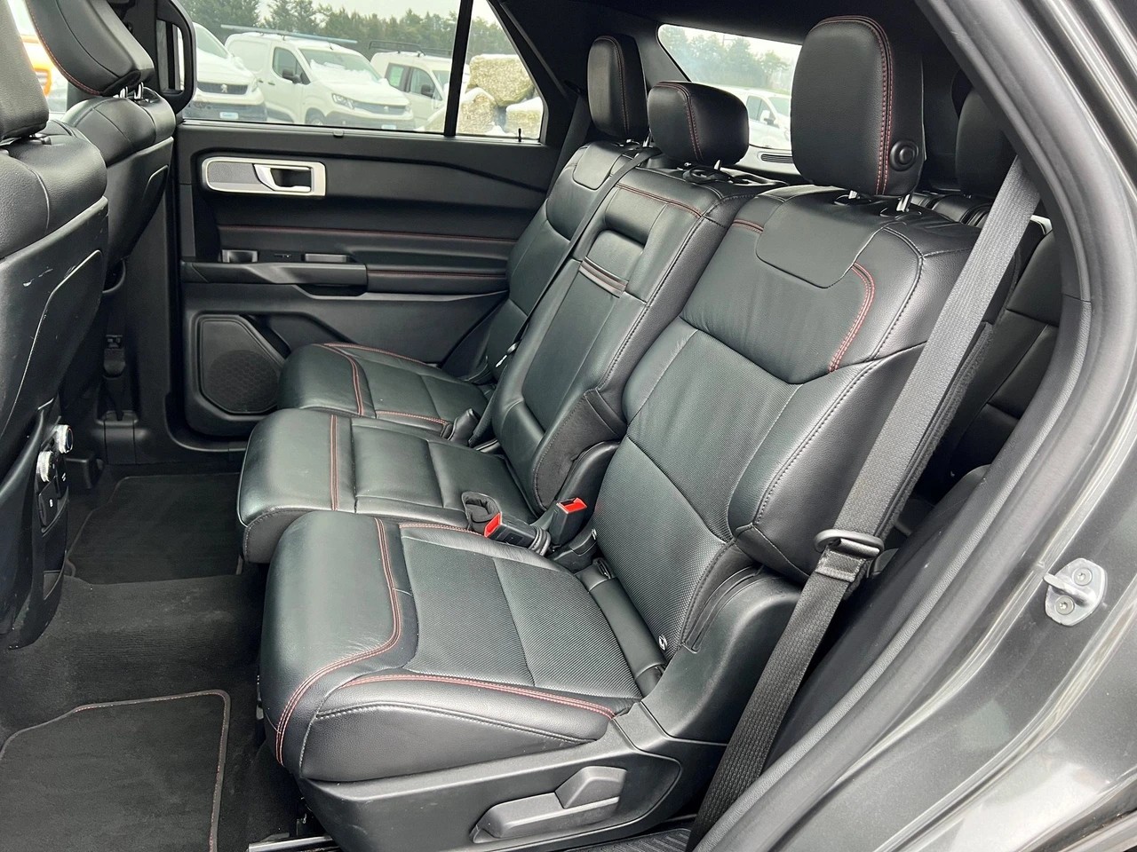 FORD Explorer 3.0 EcoB. Plug-in-Hybrid ST-Line 4WD Aut.*7 Plätze-image-12
