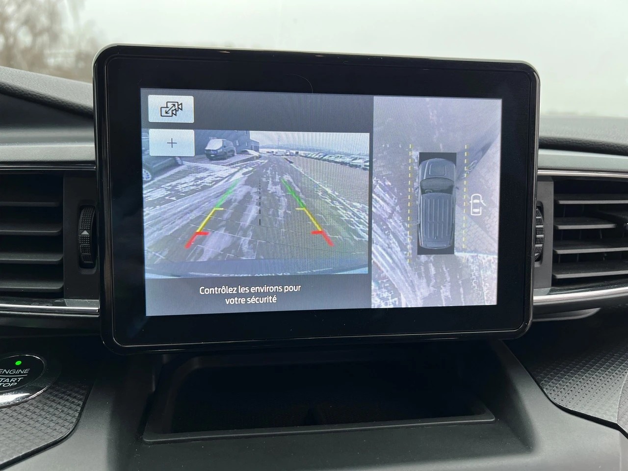 FORD Explorer 3.0 EcoB. Plug-in-Hybrid ST-Line 4WD Aut.*7 Plätze-image-8