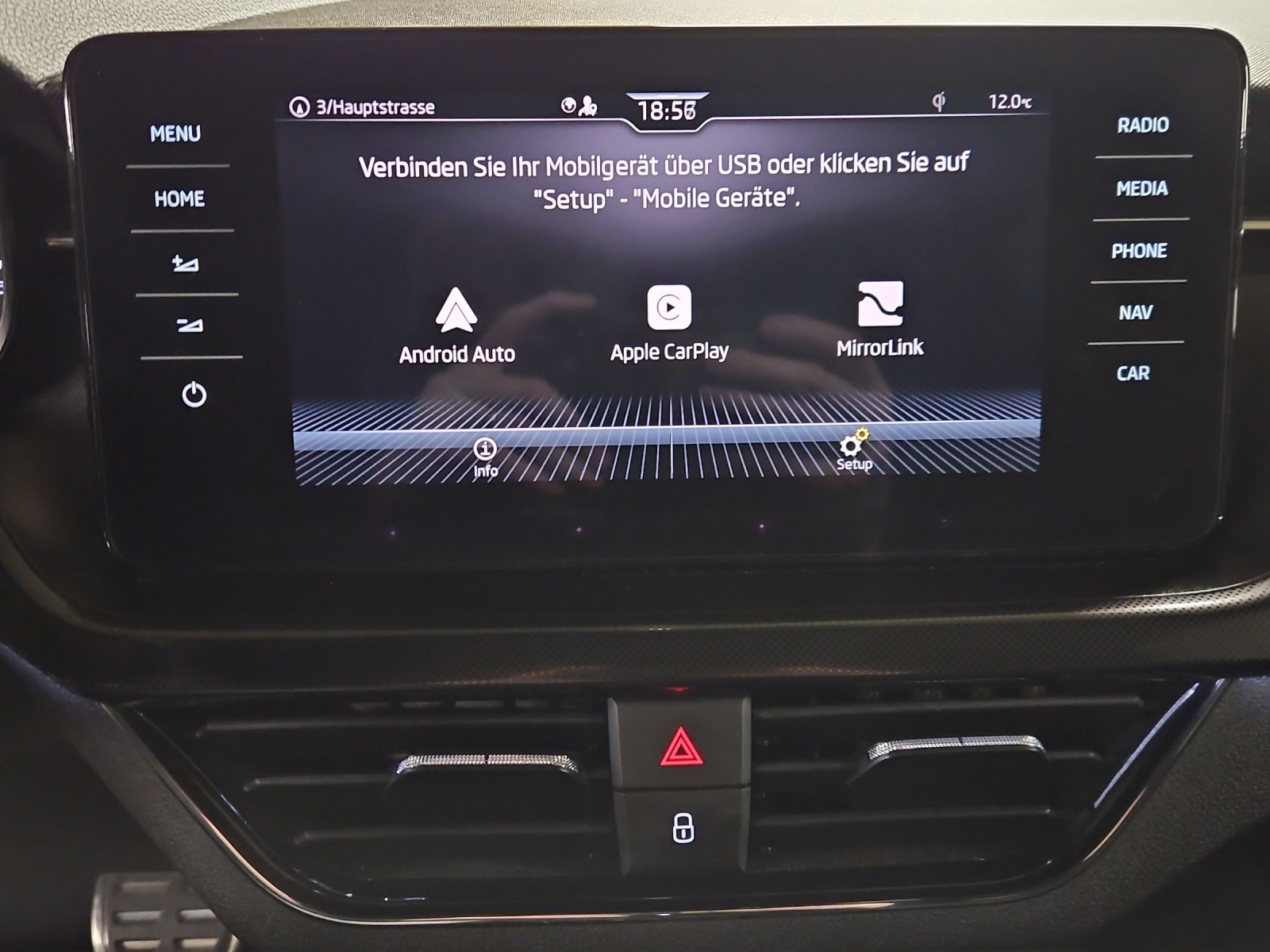 SKODA Kamiq 1.5 TSI ACT Style DSG-image-16