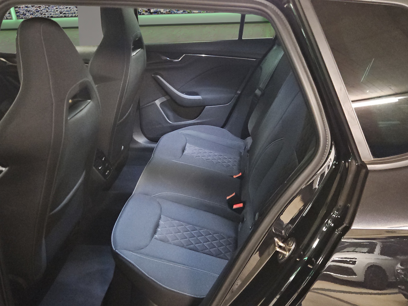 SKODA Kamiq 1.5 TSI ACT Style DSG-image-9