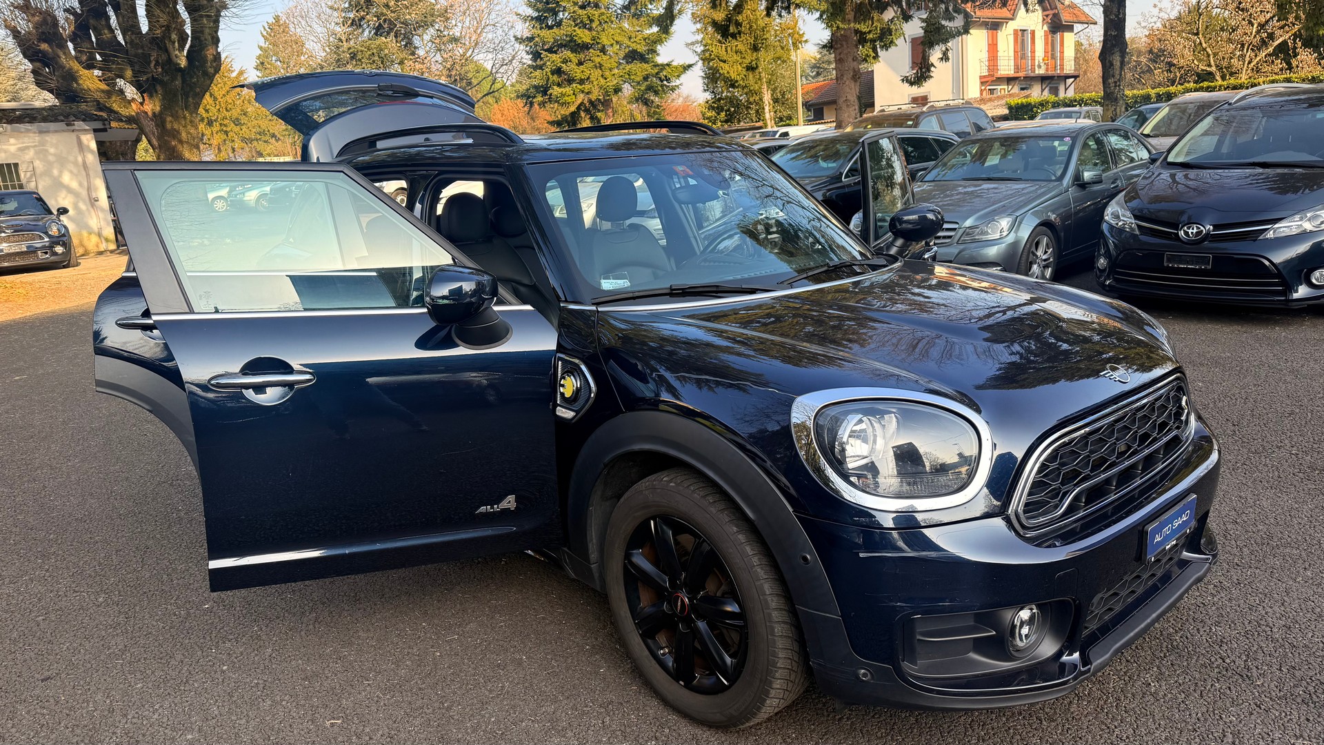 MINI Countryman Cooper S E ALL4 PHEV Steptronic-image-11