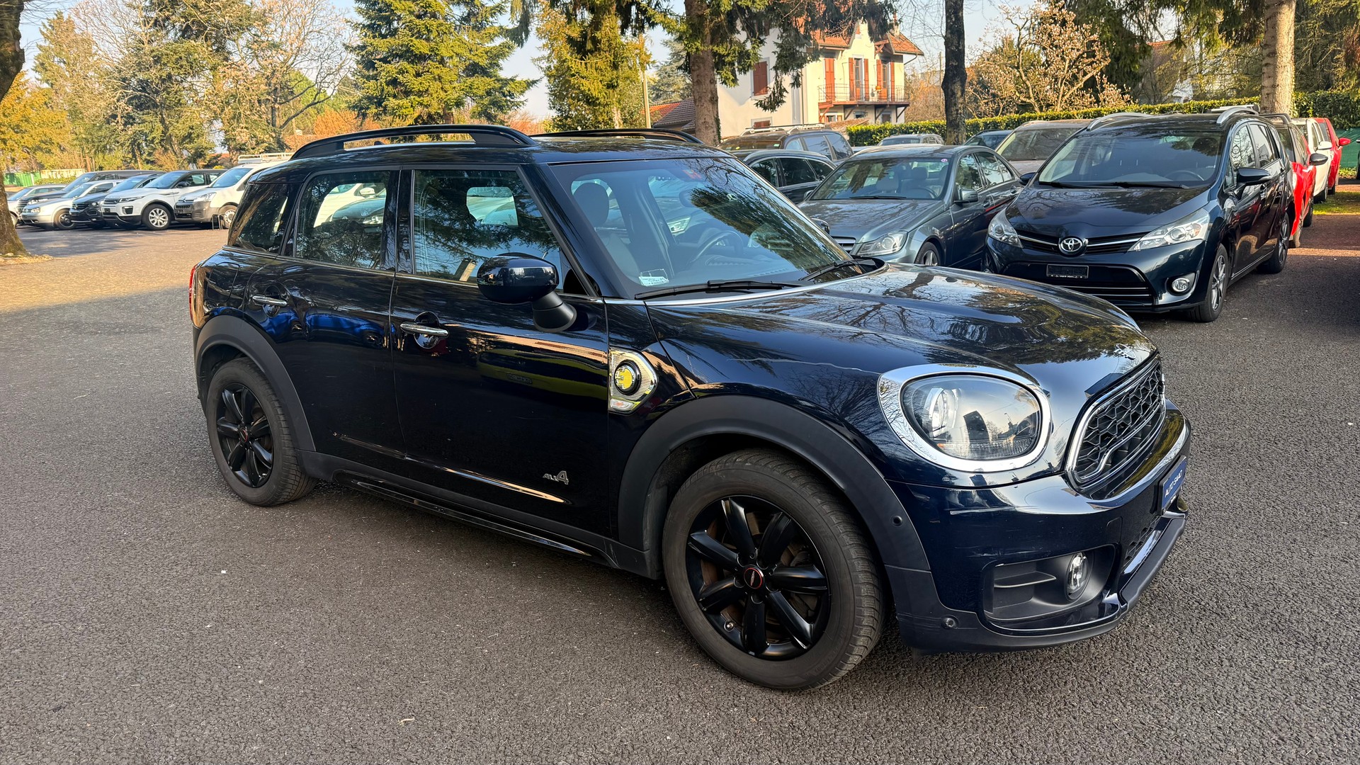MINI Countryman Cooper S E ALL4 PHEV Steptronic-image-5