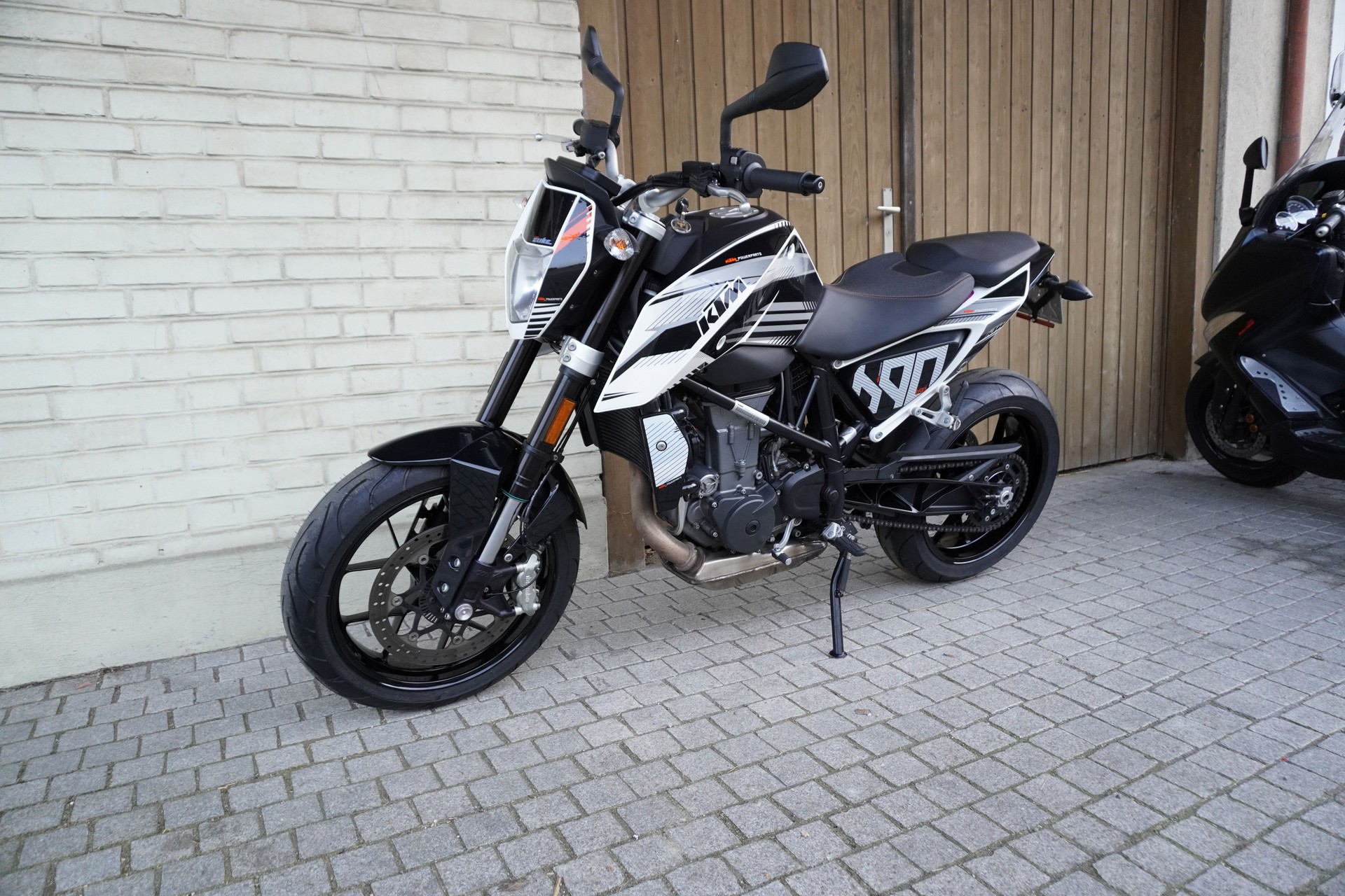 KTM 690 Duke ABS Kundenfahrzeug-image-2