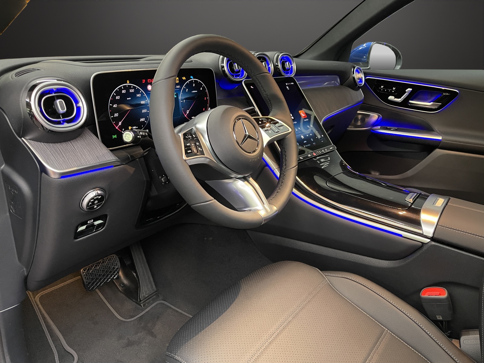 MERCEDES-BENZ GLC 200 d 4M 9G-Tronic-image-7
