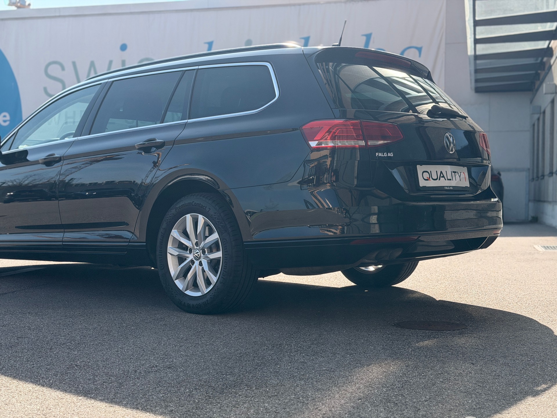 VW Passat Variant 2.0 TDI BMT Comfortline DSG 4Motion-image-11