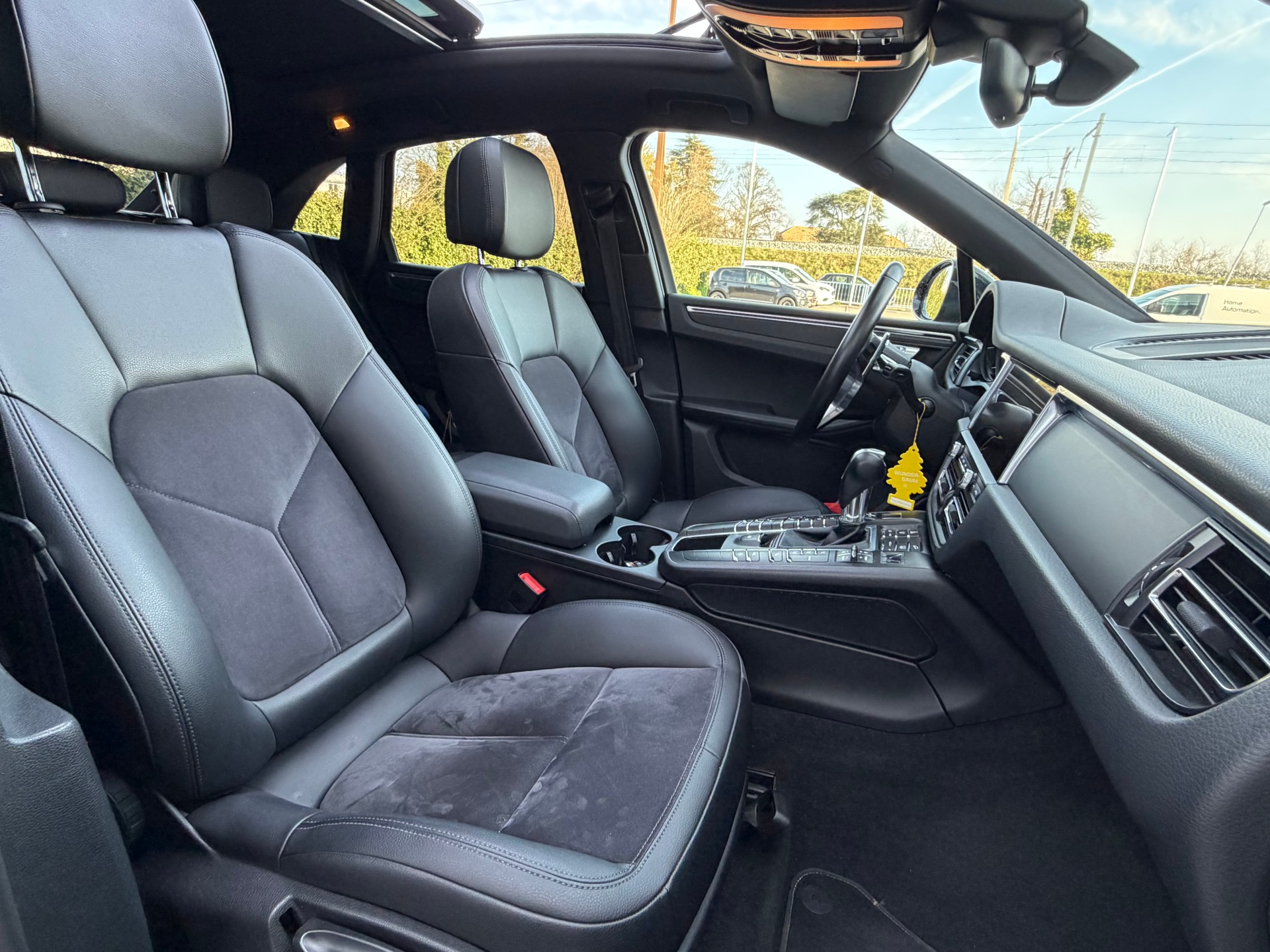 PORSCHE Macan PDK-image-7