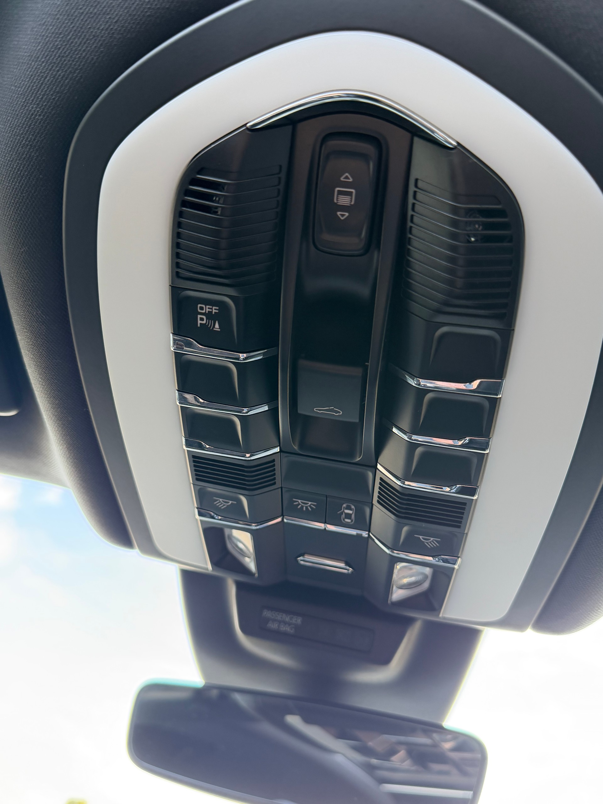 PORSCHE Macan PDK-image-9