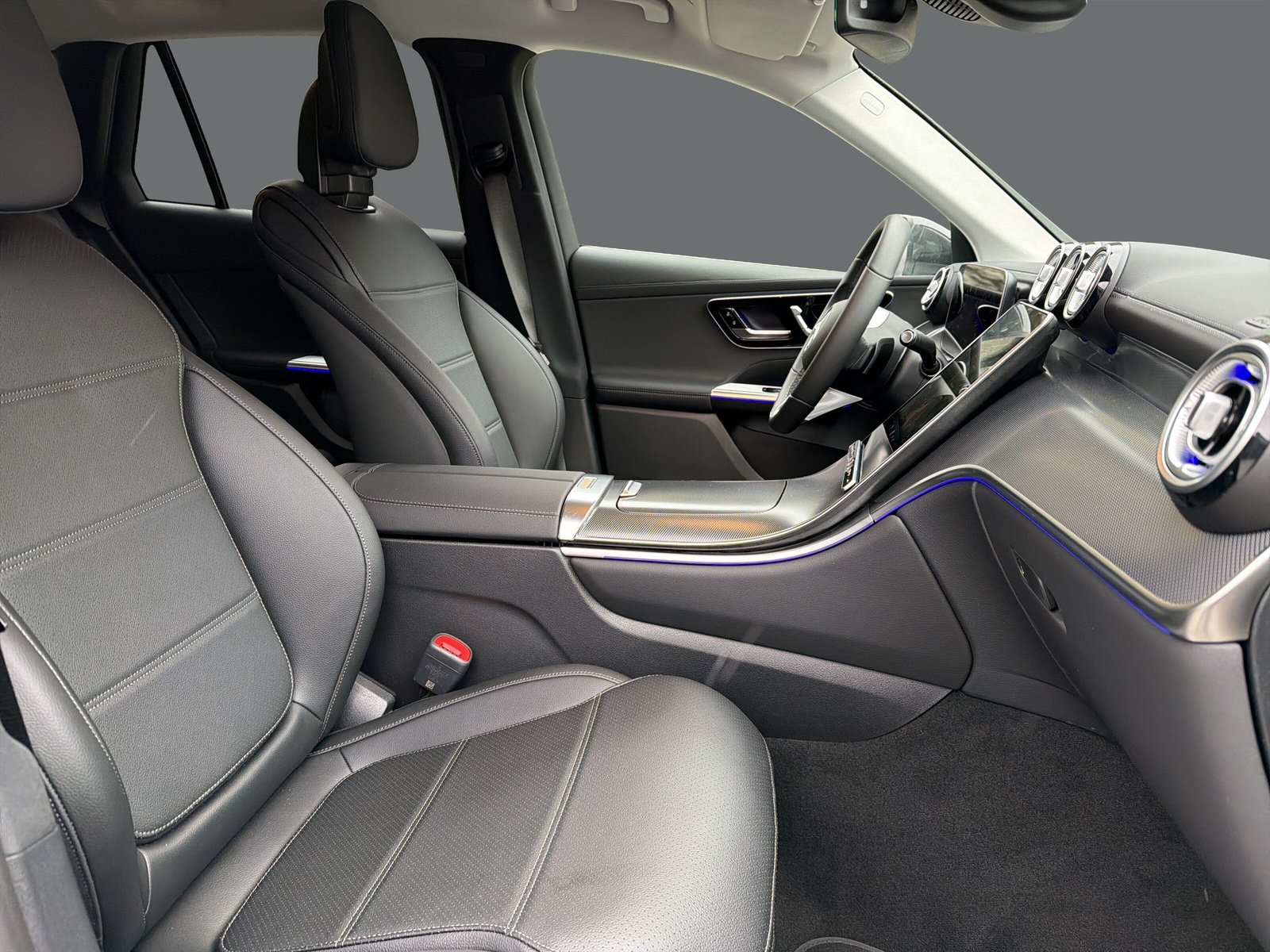 MERCEDES-BENZ GLC 200 4Matic 9G-Tronic-image-17