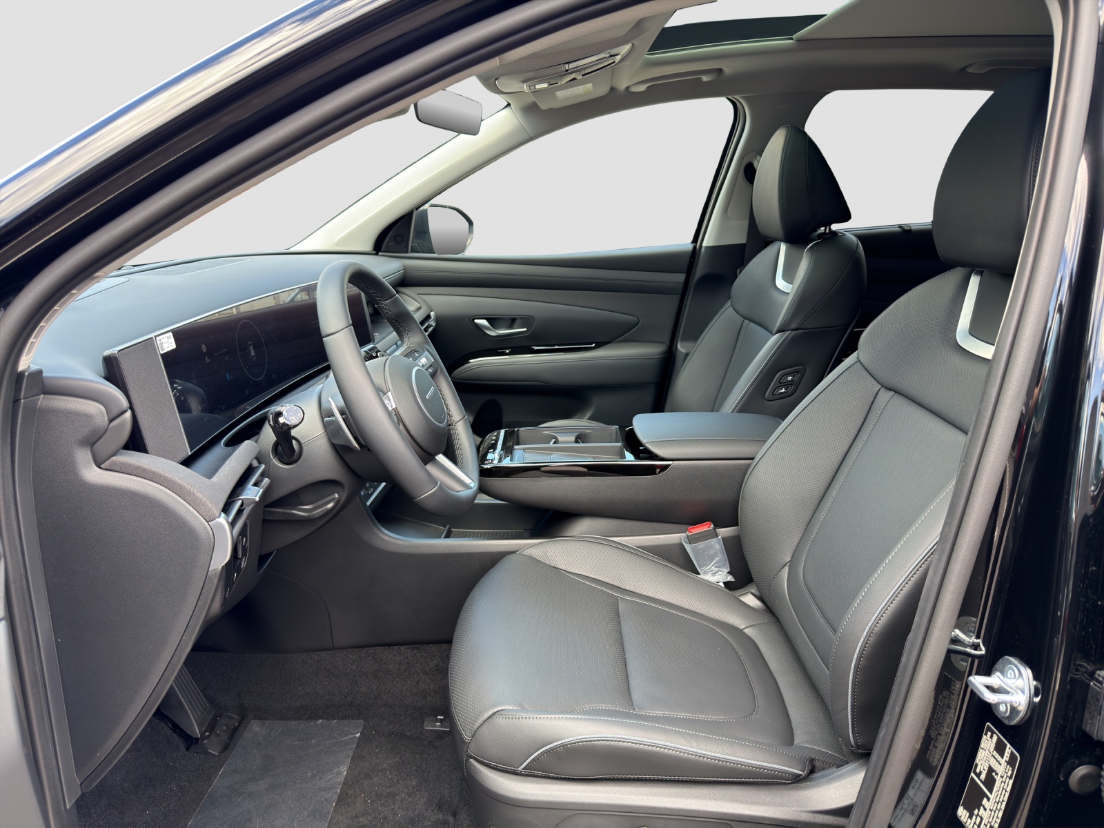 HYUNDAI Tucson 1.6 TGDI HEV Swiss Edition 4WD-image-8