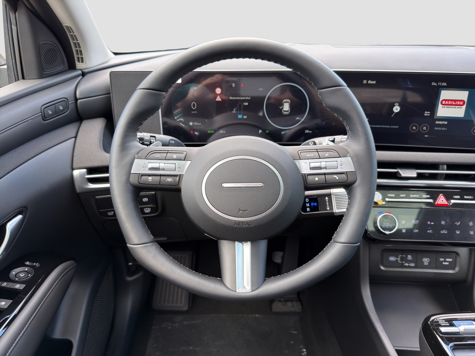HYUNDAI Tucson 1.6 TGDI HEV Swiss Edition 4WD-image-13