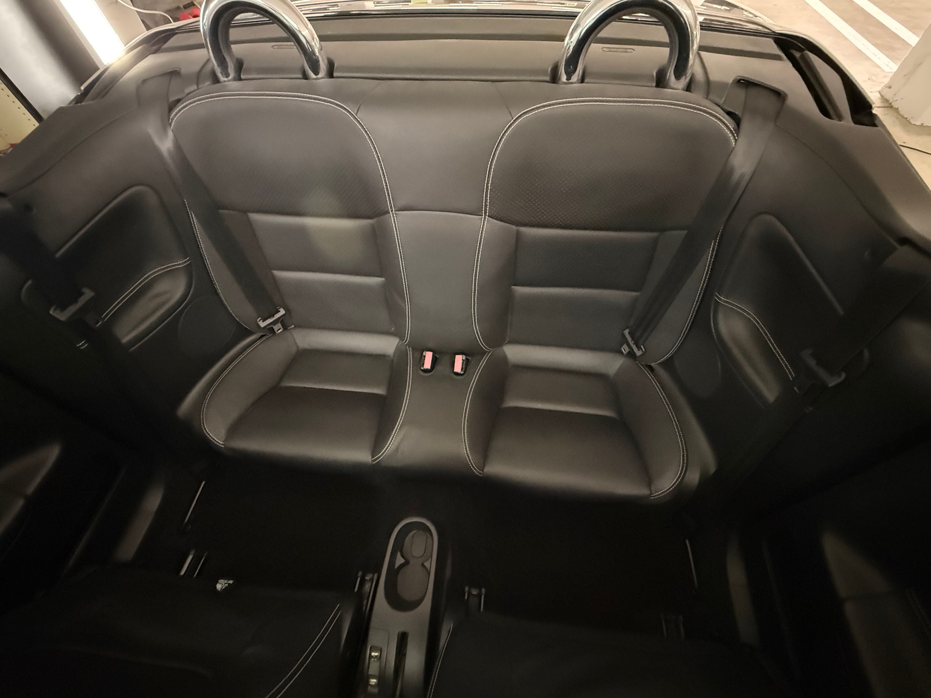 PEUGEOT 207 CC 1.6 16V Turbo Platinium Edition-image-12