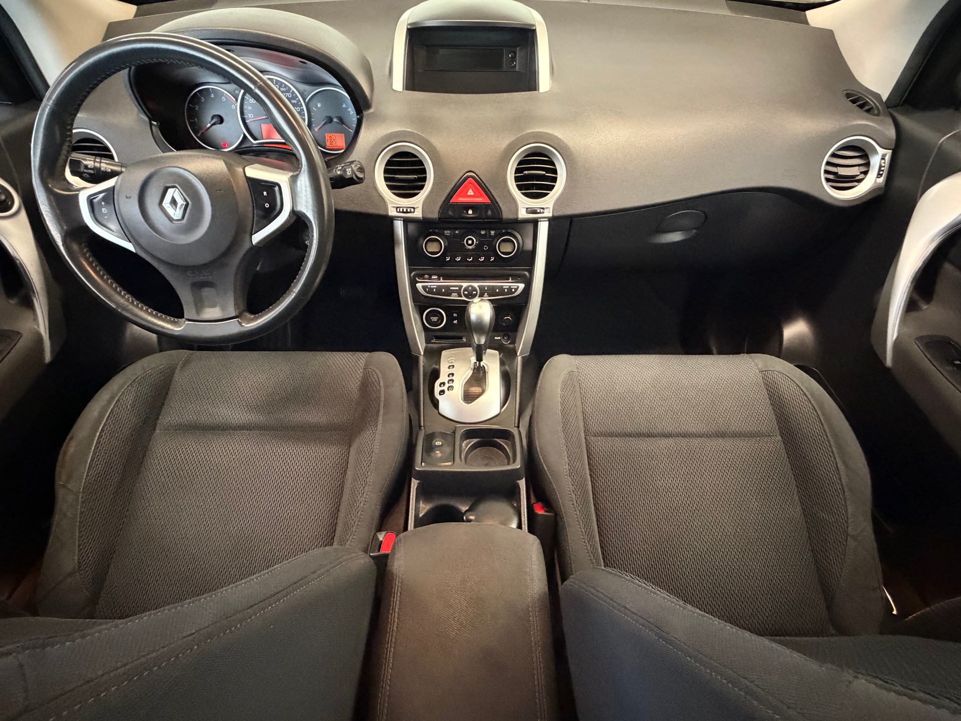 RENAULT Koleos 2.0 dCi Dynamique Elégance 4x4 Automatic-image-8
