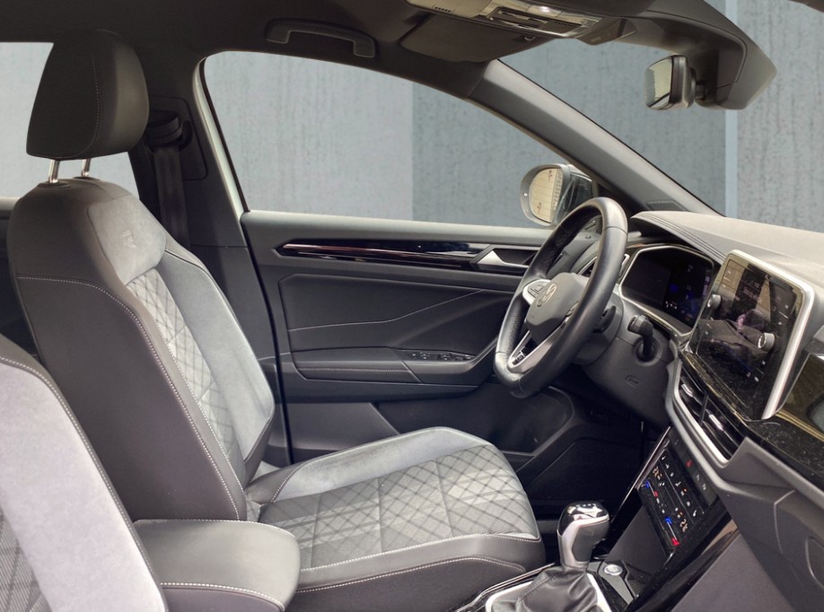 VW T-Roc 1.5 TSI EVO R-Line DSG-image-8