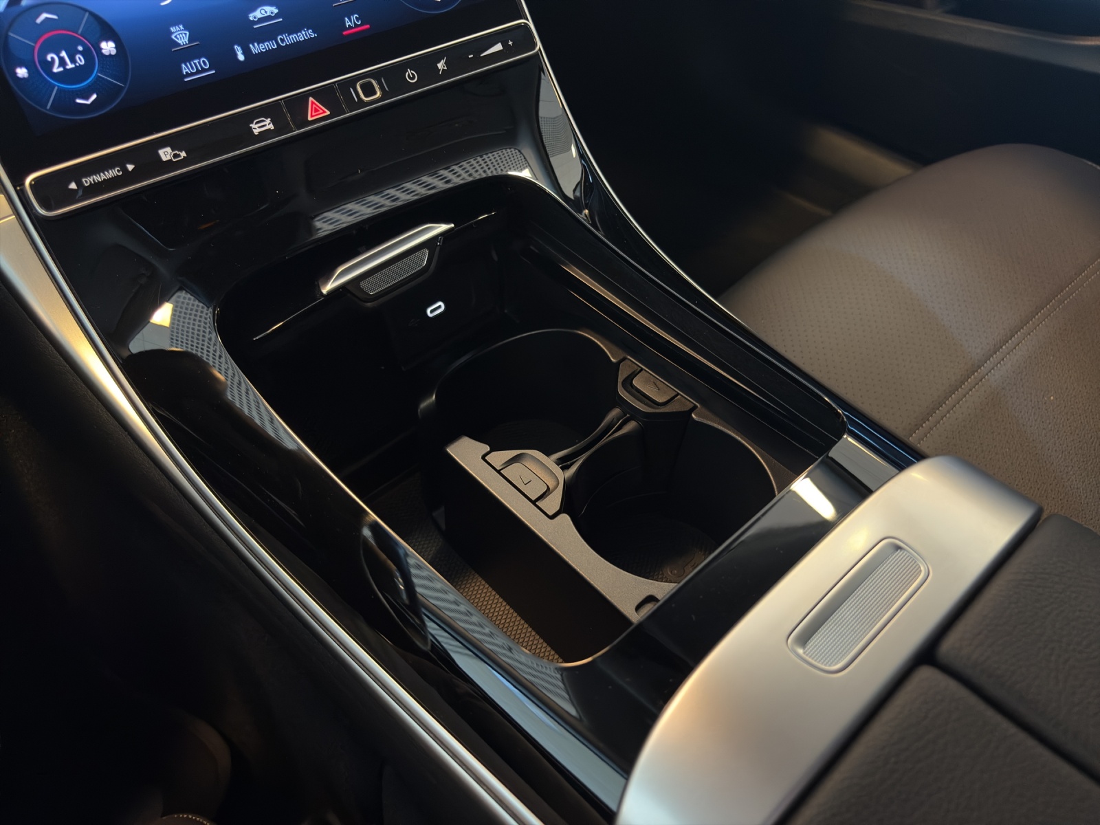 Image MERCEDES-BENZ C-200 C 200 4M AMG Line