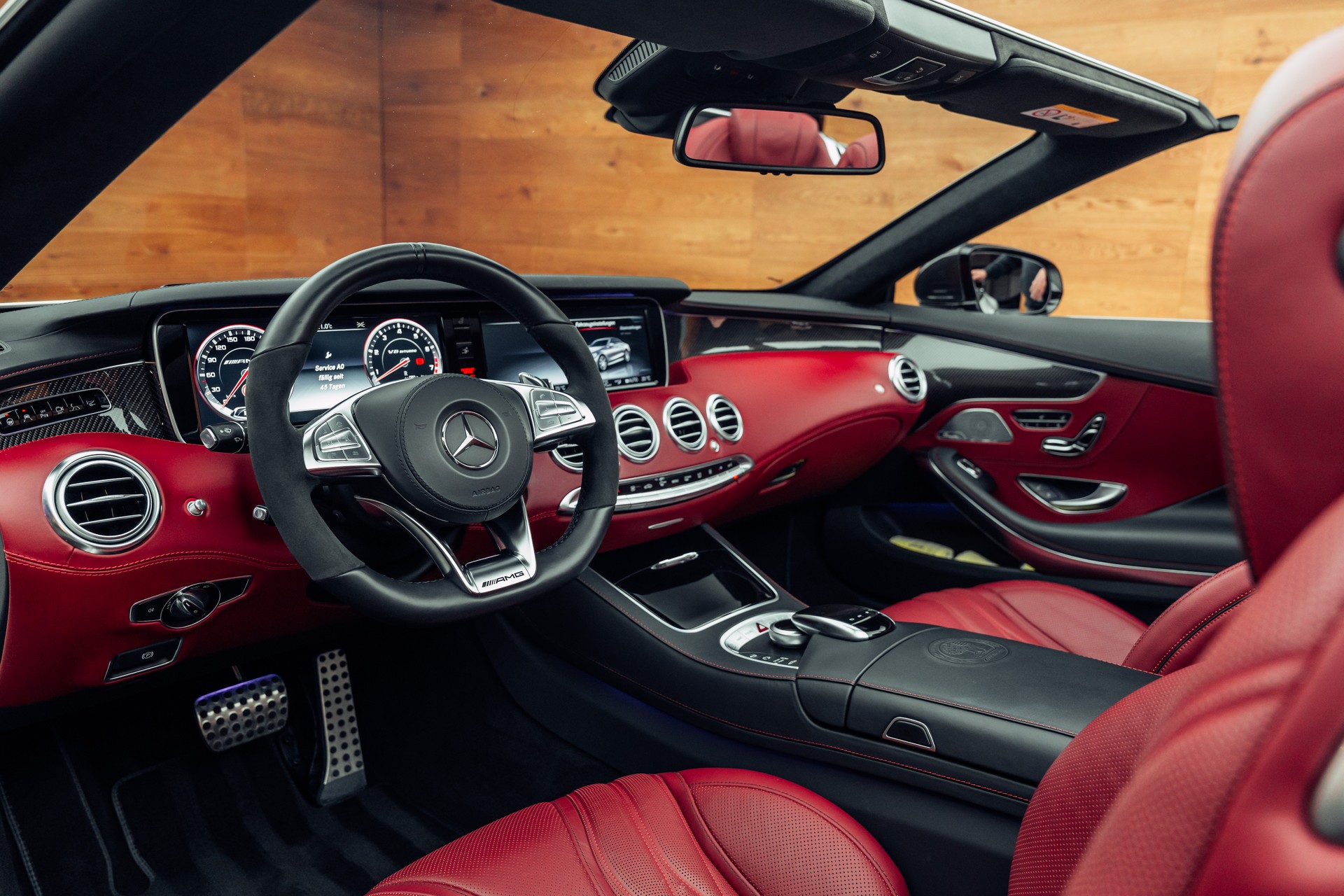 MERCEDES-BENZ S 63 AMG Cabriolet 4Matic Speedshift MCT-image-4