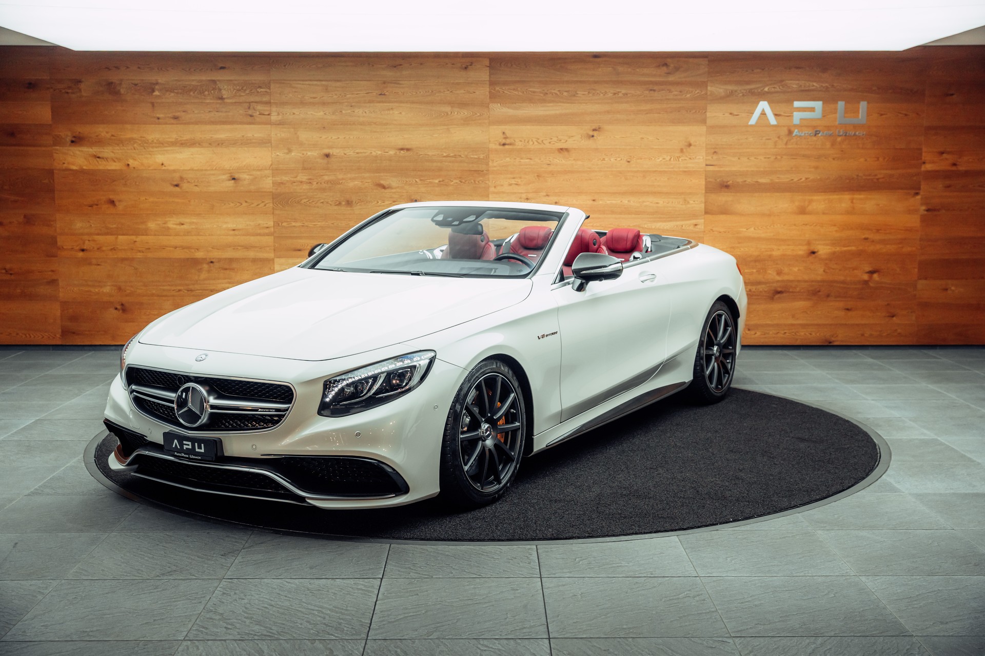 MERCEDES-BENZ S 63 AMG Cabriolet 4Matic Speedshift MCT-showroom-element-3