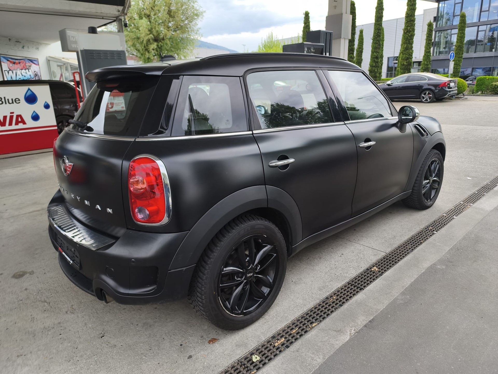 MINI Countryman Cooper S ALL4 Snowhill-image-3