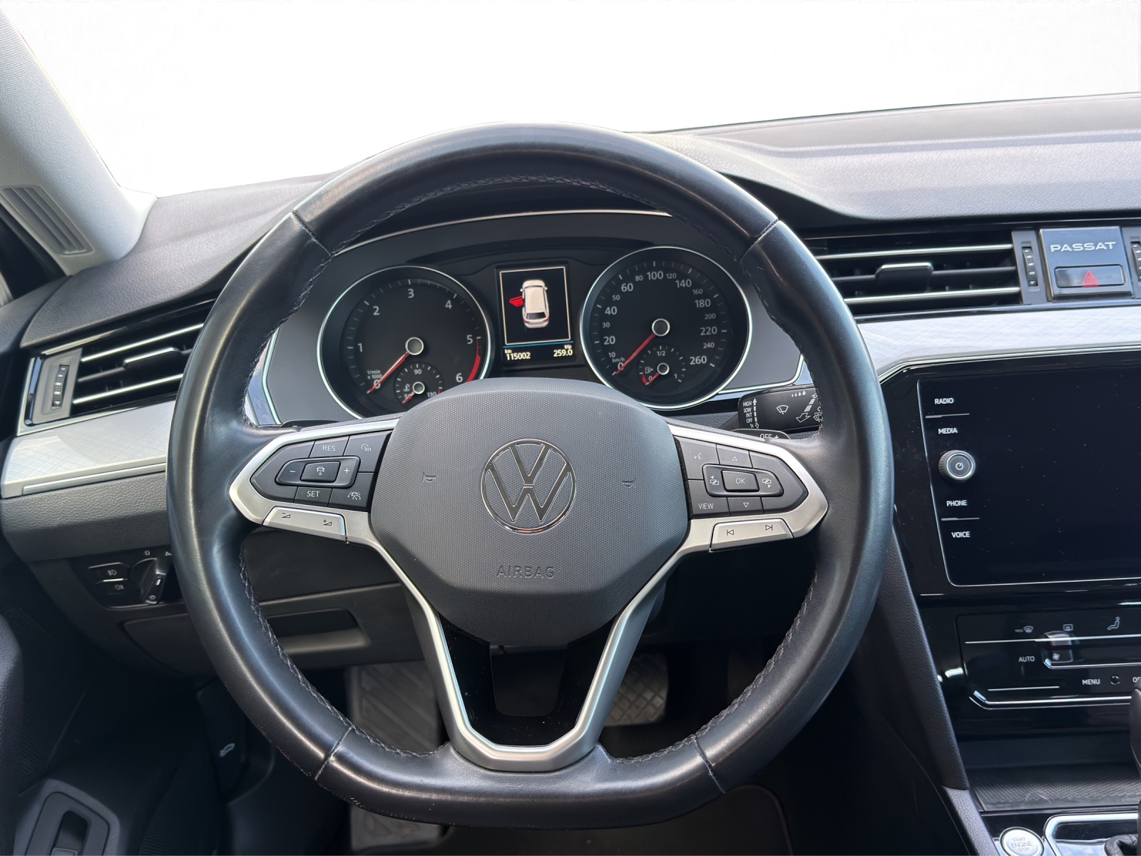 VW VW Passat 2.0 TDI BMT Business DSG-image-14