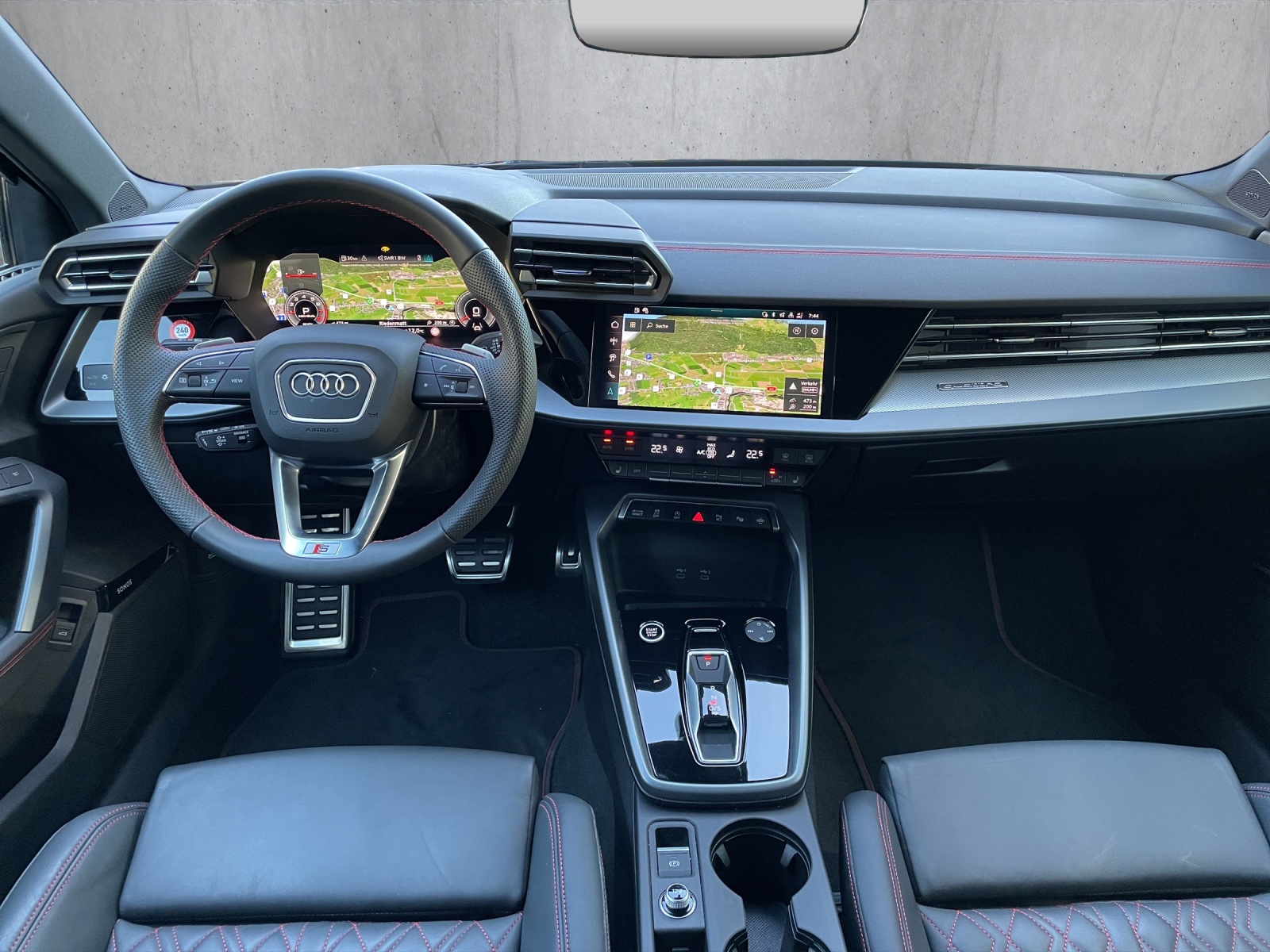 AUDI A3 Sportback TFSI 150 kW quattro S line S tronic-image-9