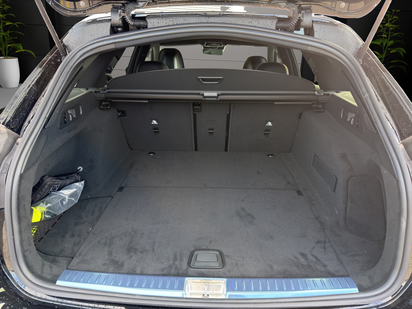 Image MERCEDES-BENZ E-220 E 220 d T 4Matic 9G-Tronic
