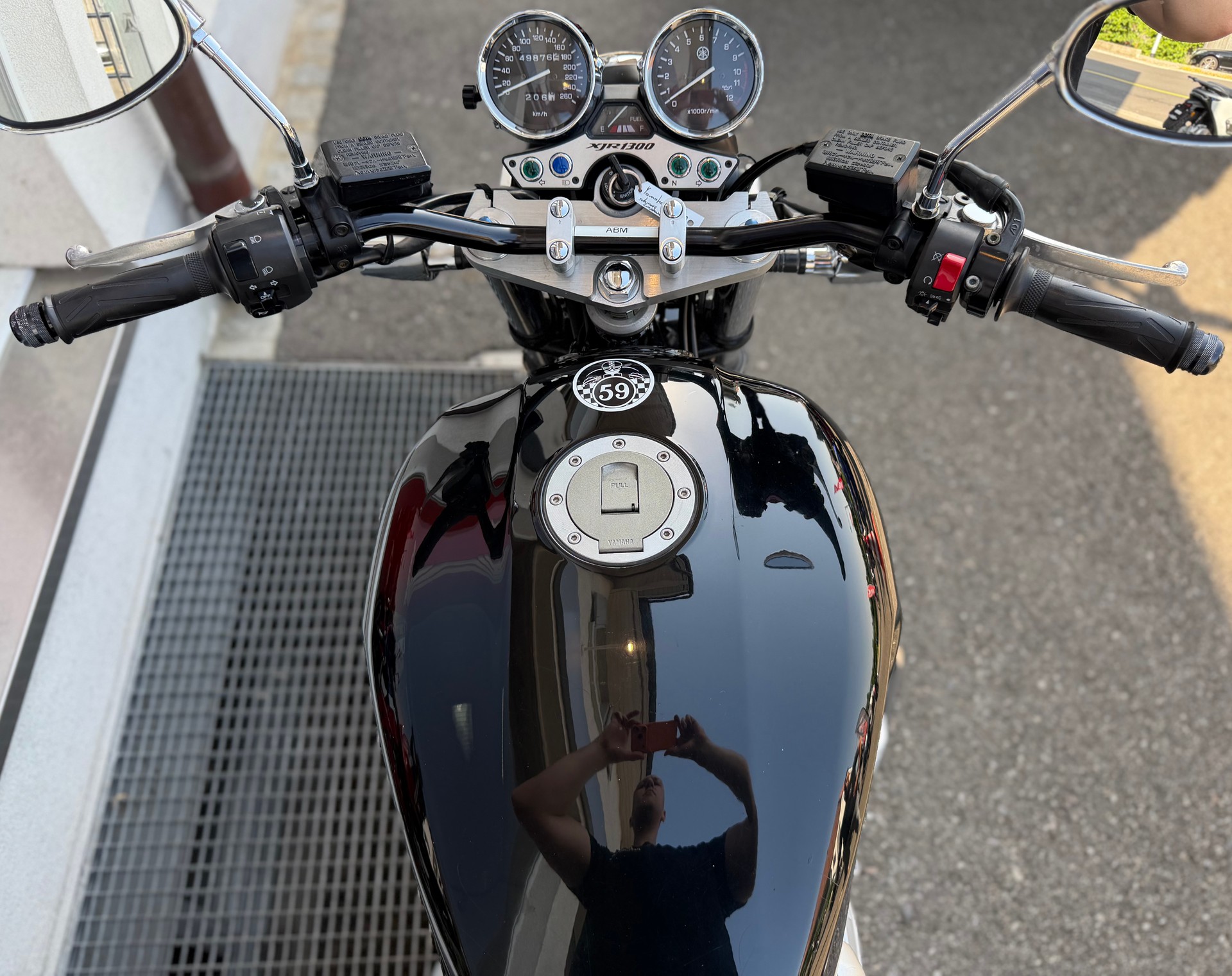 YAMAHA XJR 1300-image-8