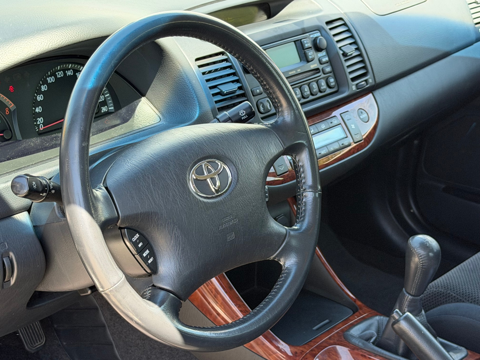 TOYOTA Camry 2.4-image-5