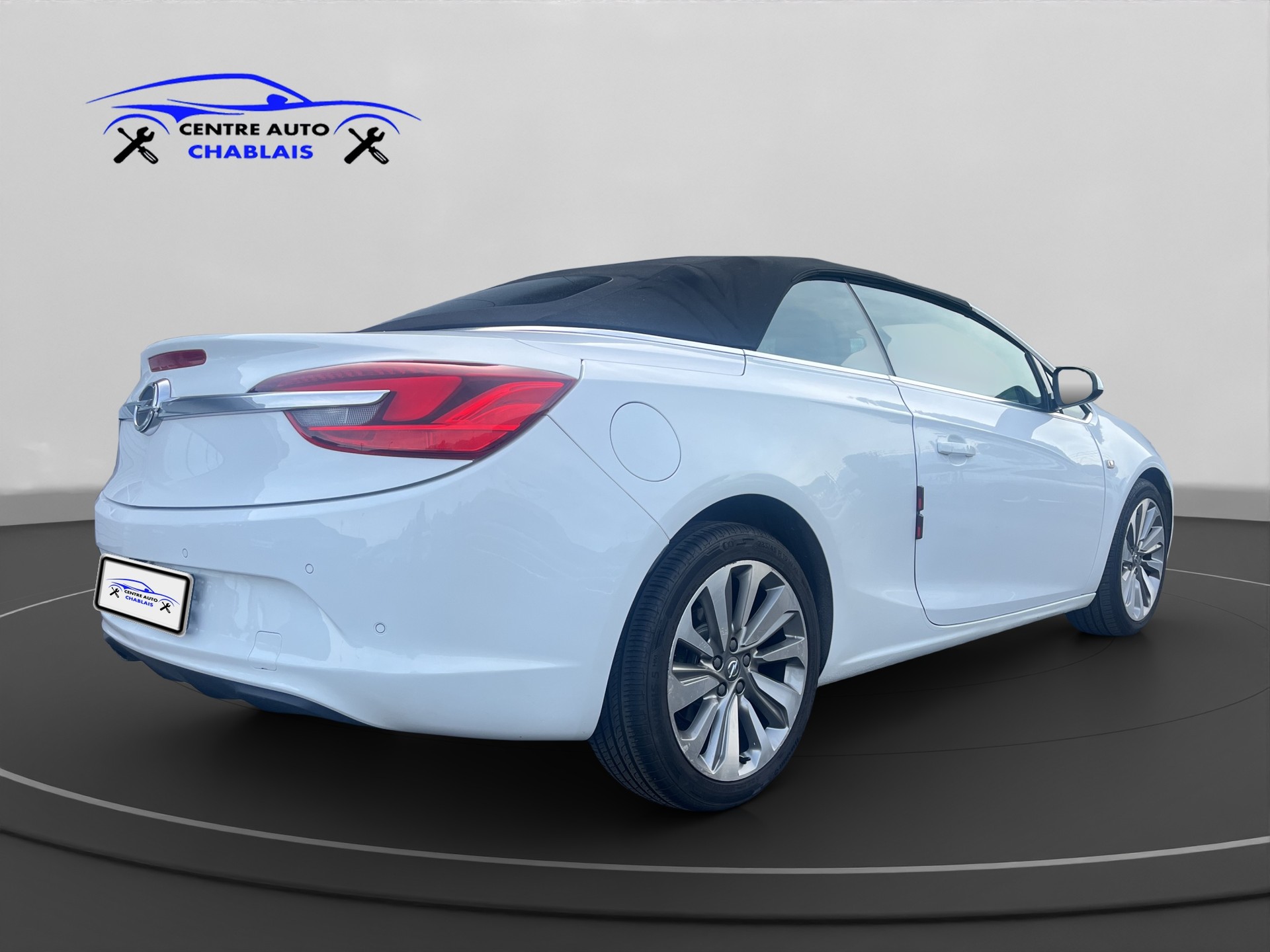 OPEL Cascada 1.6i 16V Cosmo Automat-image-3