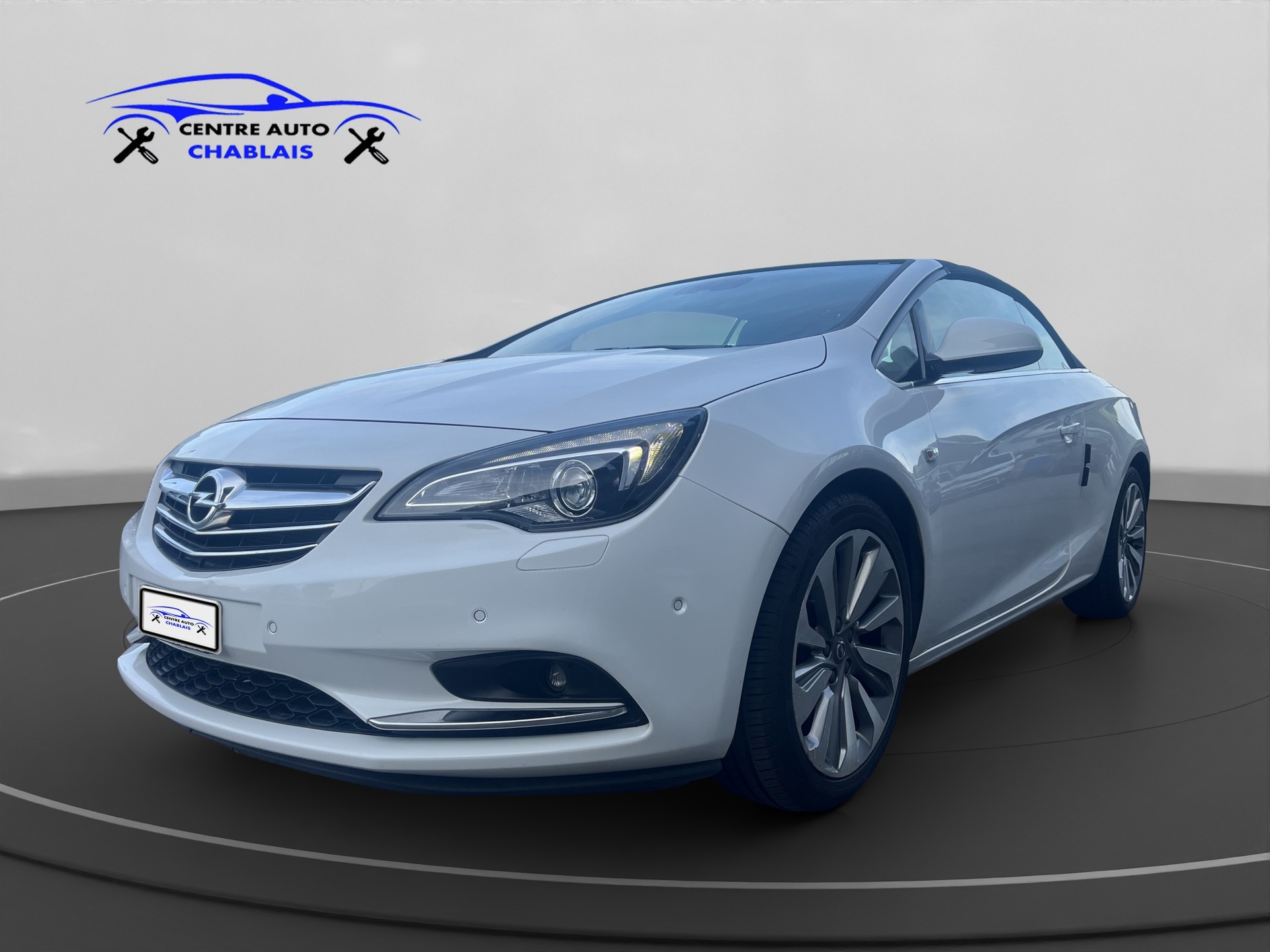 OPEL Cascada 1.6i 16V Cosmo Automat-image-0