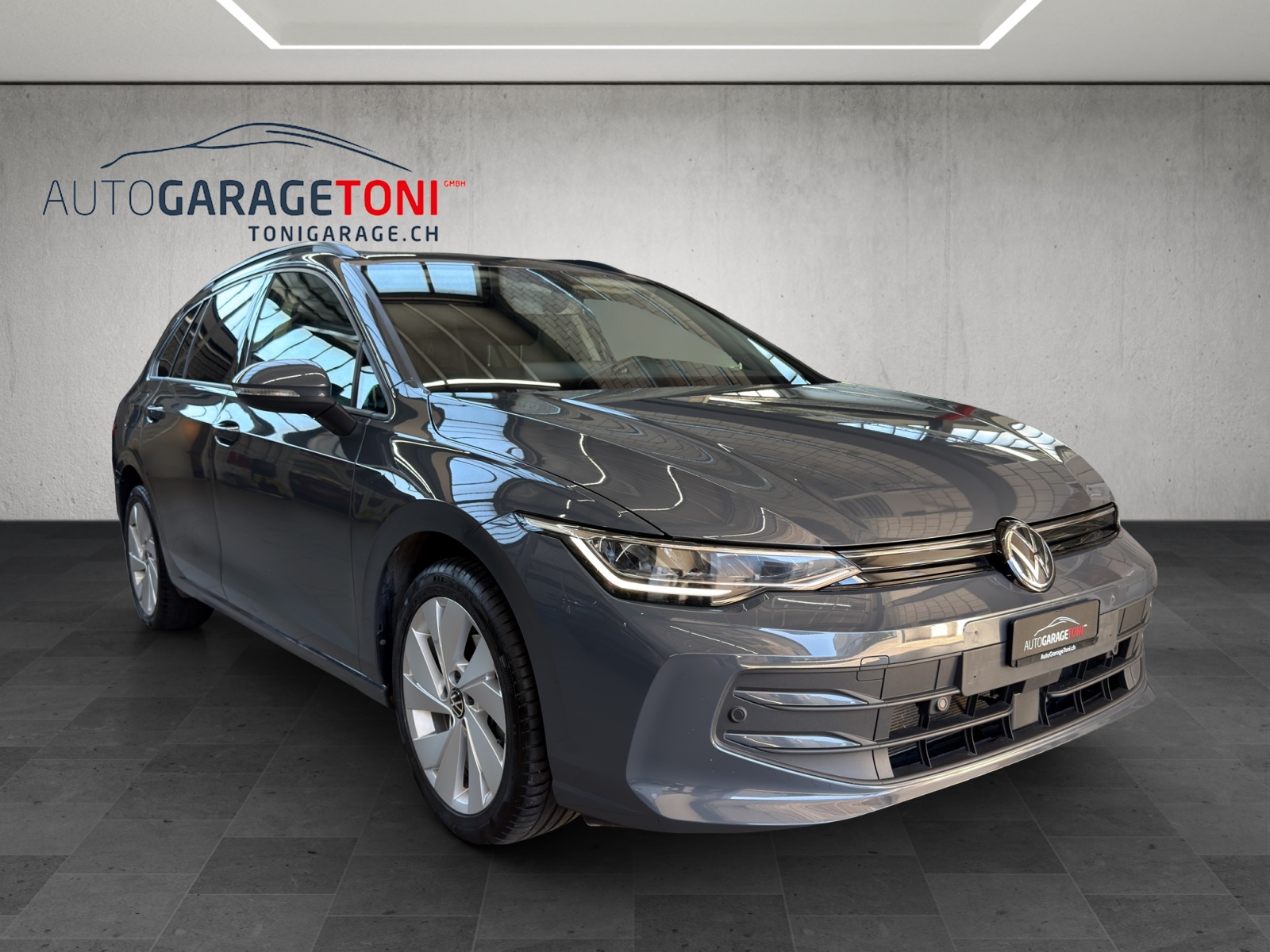 VW Golf Variant 1.5 eTSI mHEV Life *Werksgarantie bis 10.2029-showroom-element-1