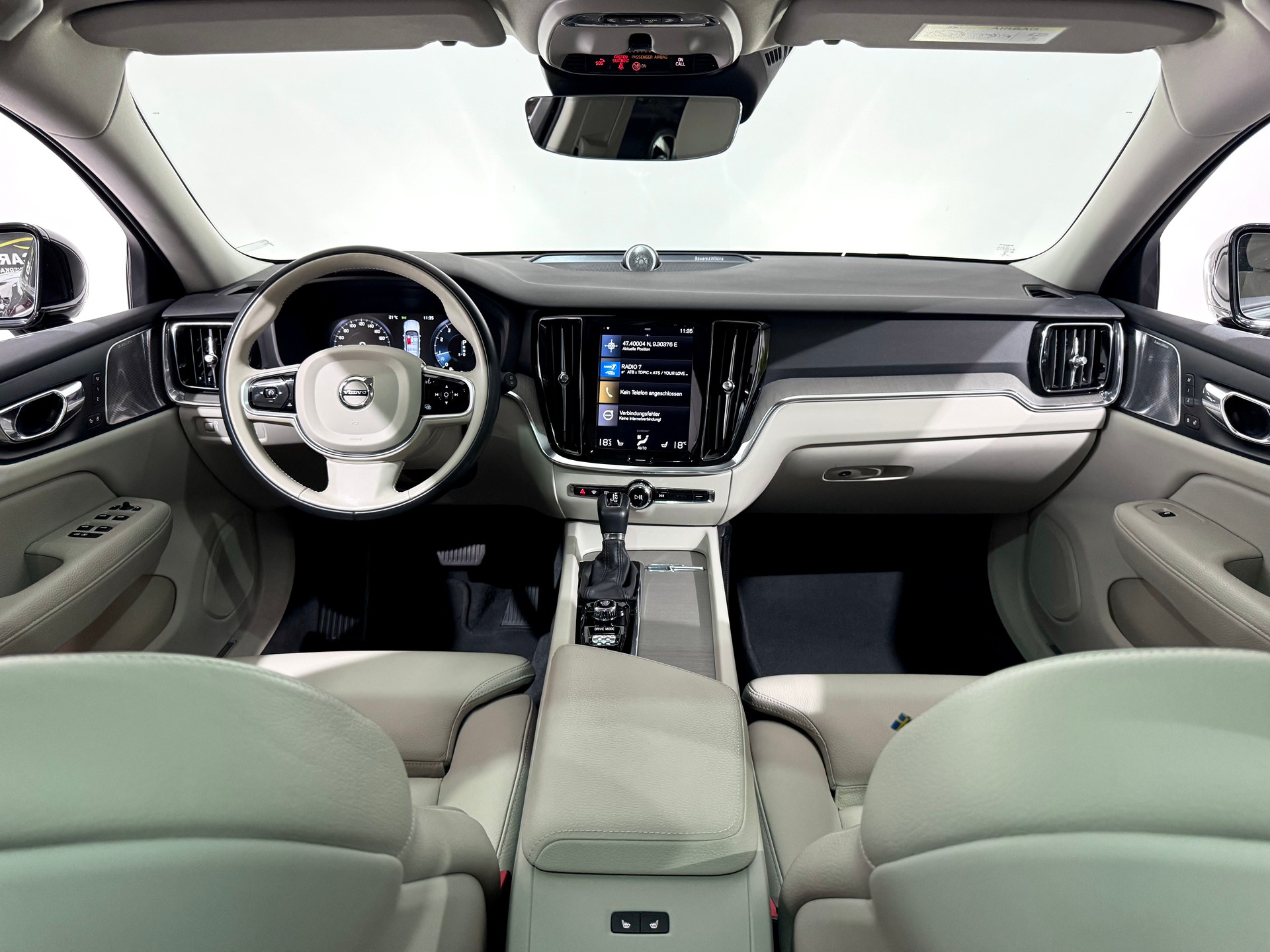 VOLVO V60 T6 AWD Inscription Geartronic-image-8