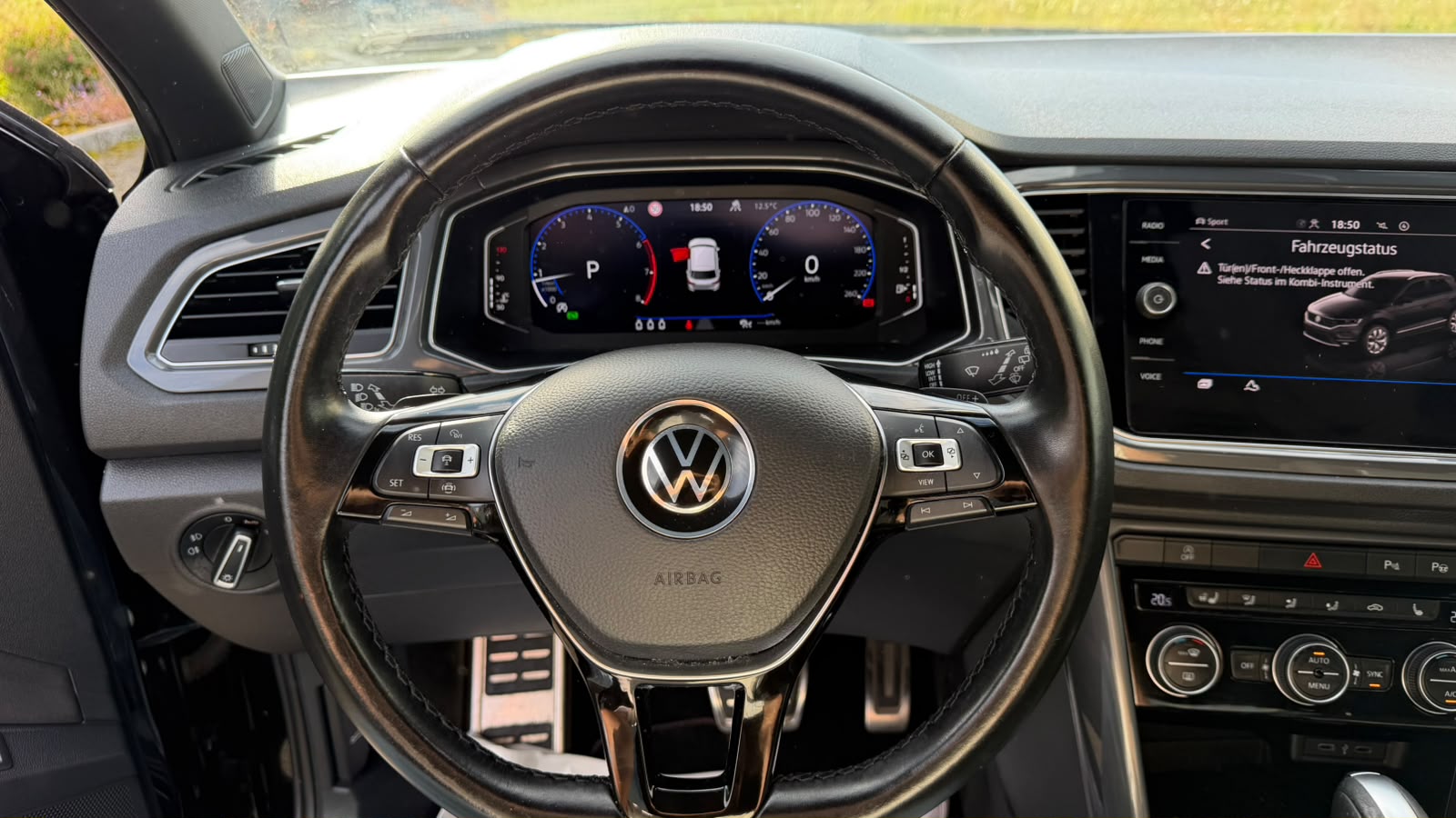 VW T-Roc 2.0 TSI Sport DSG 4Motion-image-7