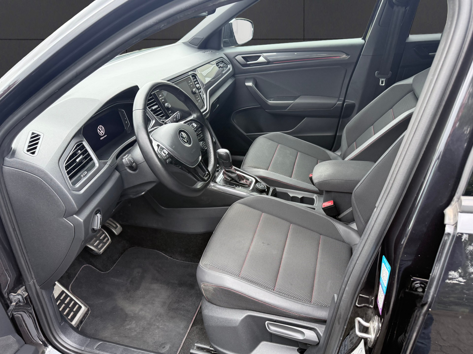 VW T-Roc 2.0 TSI Sport DSG 4Motion-image-10
