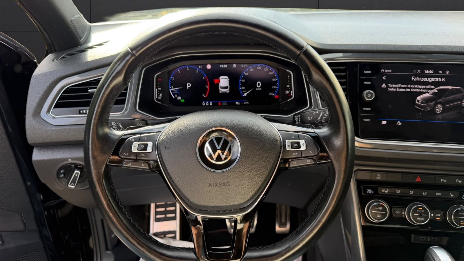 VW T-Roc 2.0 TSI Sport DSG 4Motion-image-16