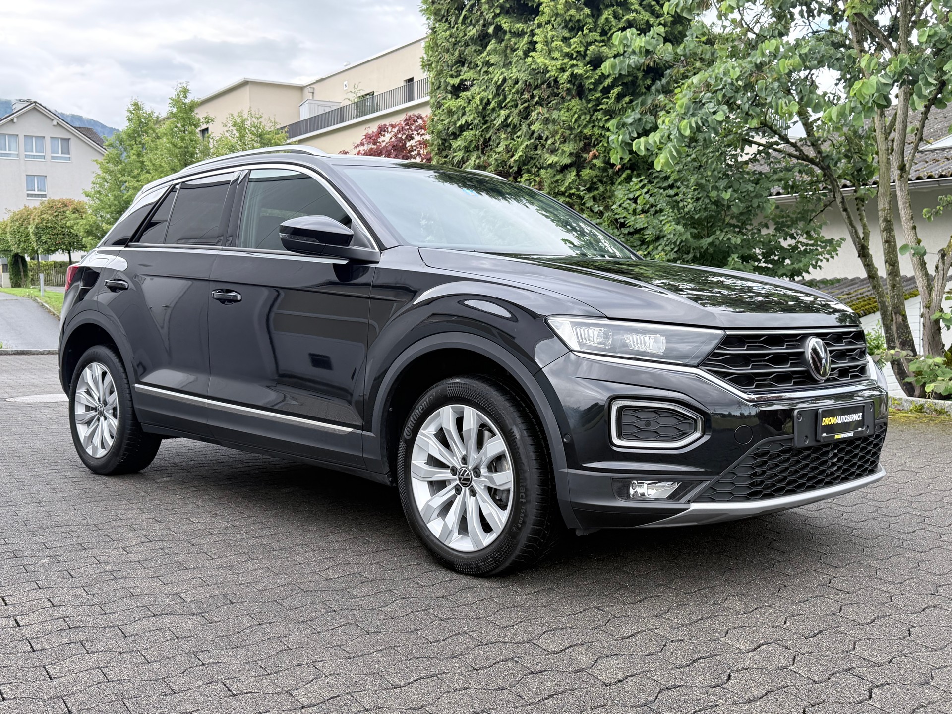 VW T-Roc 2.0 TSI Sport DSG 4Motion-image-1