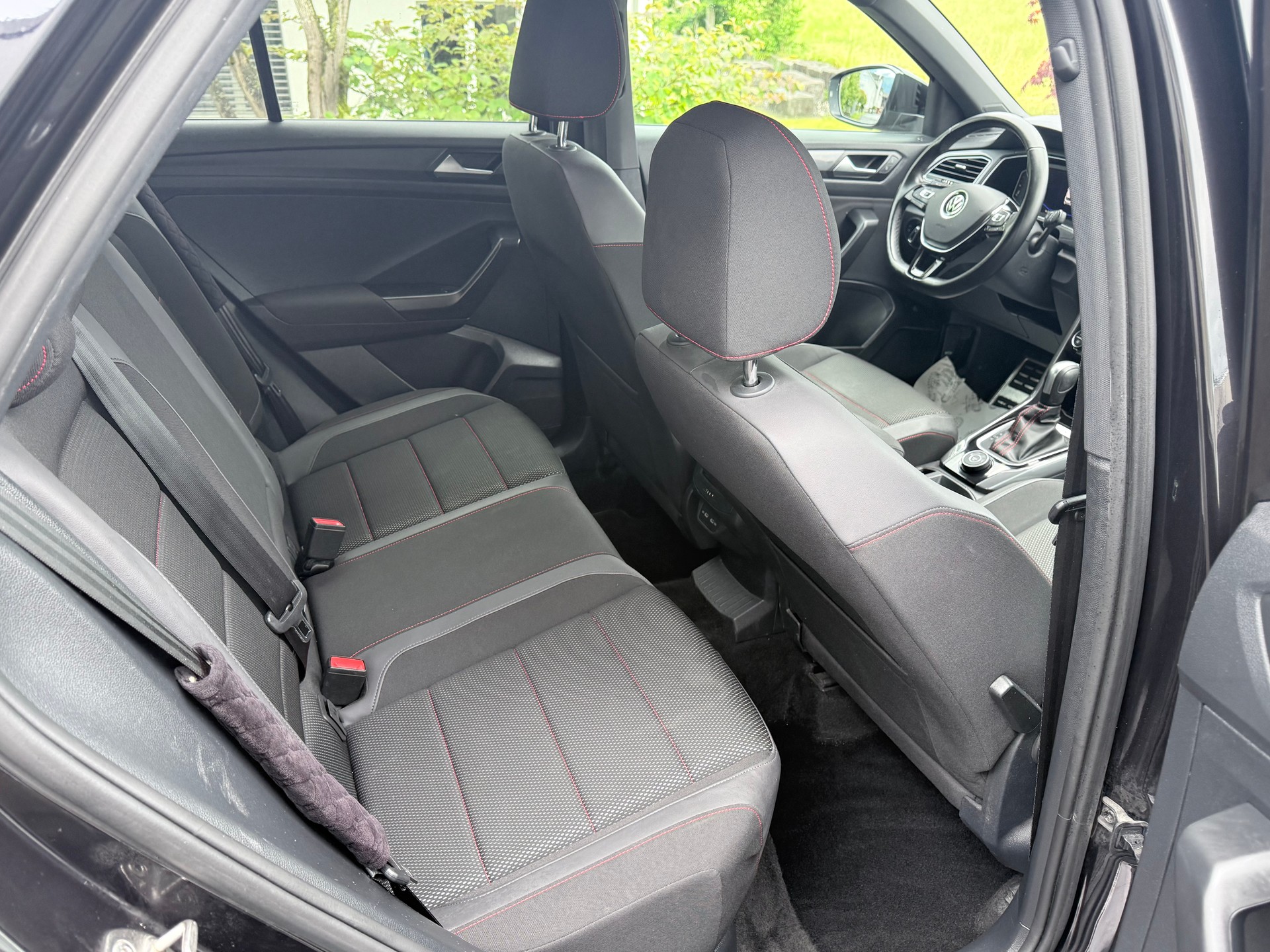 VW T-Roc 2.0 TSI Sport DSG 4Motion-image-13