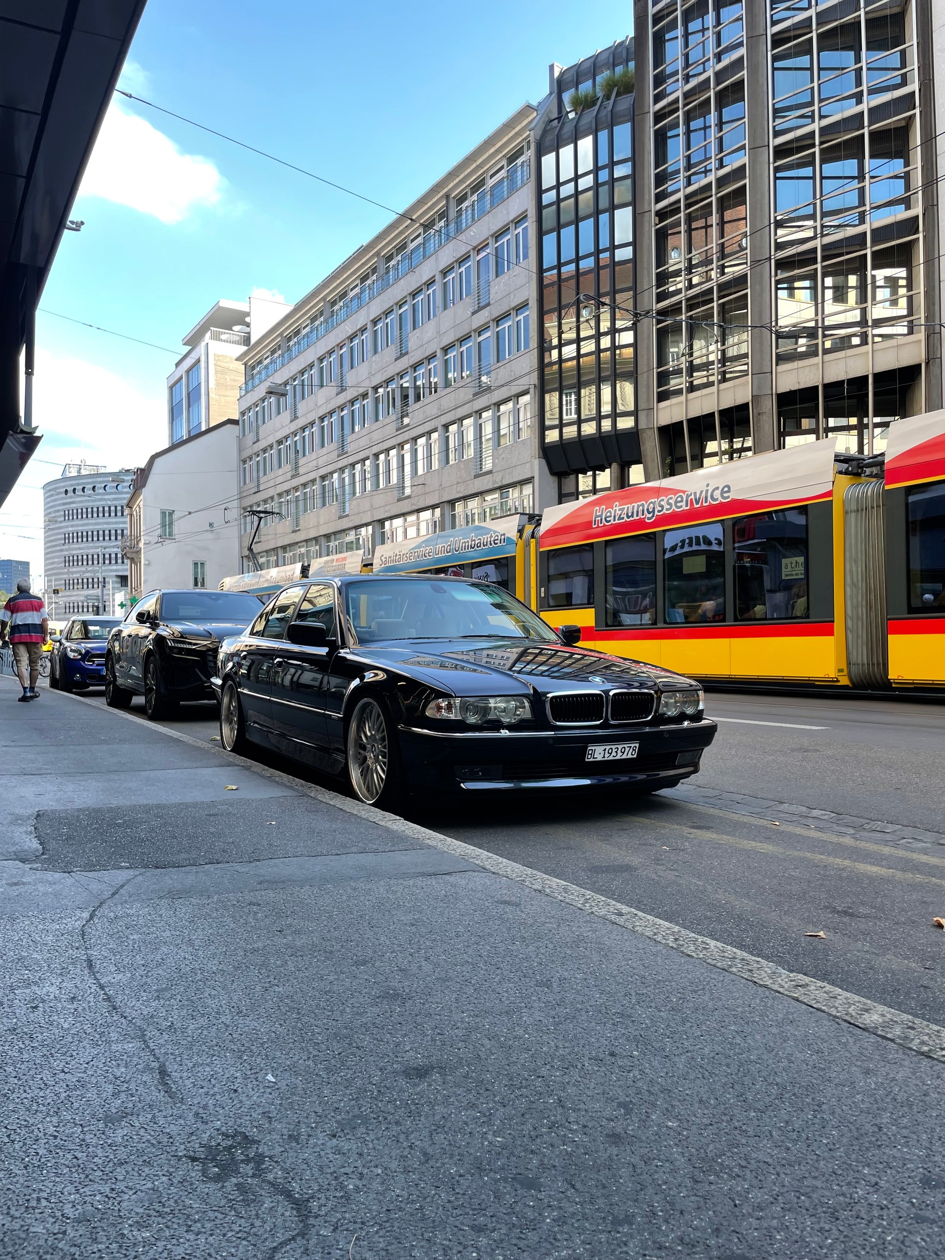 BMW 735i