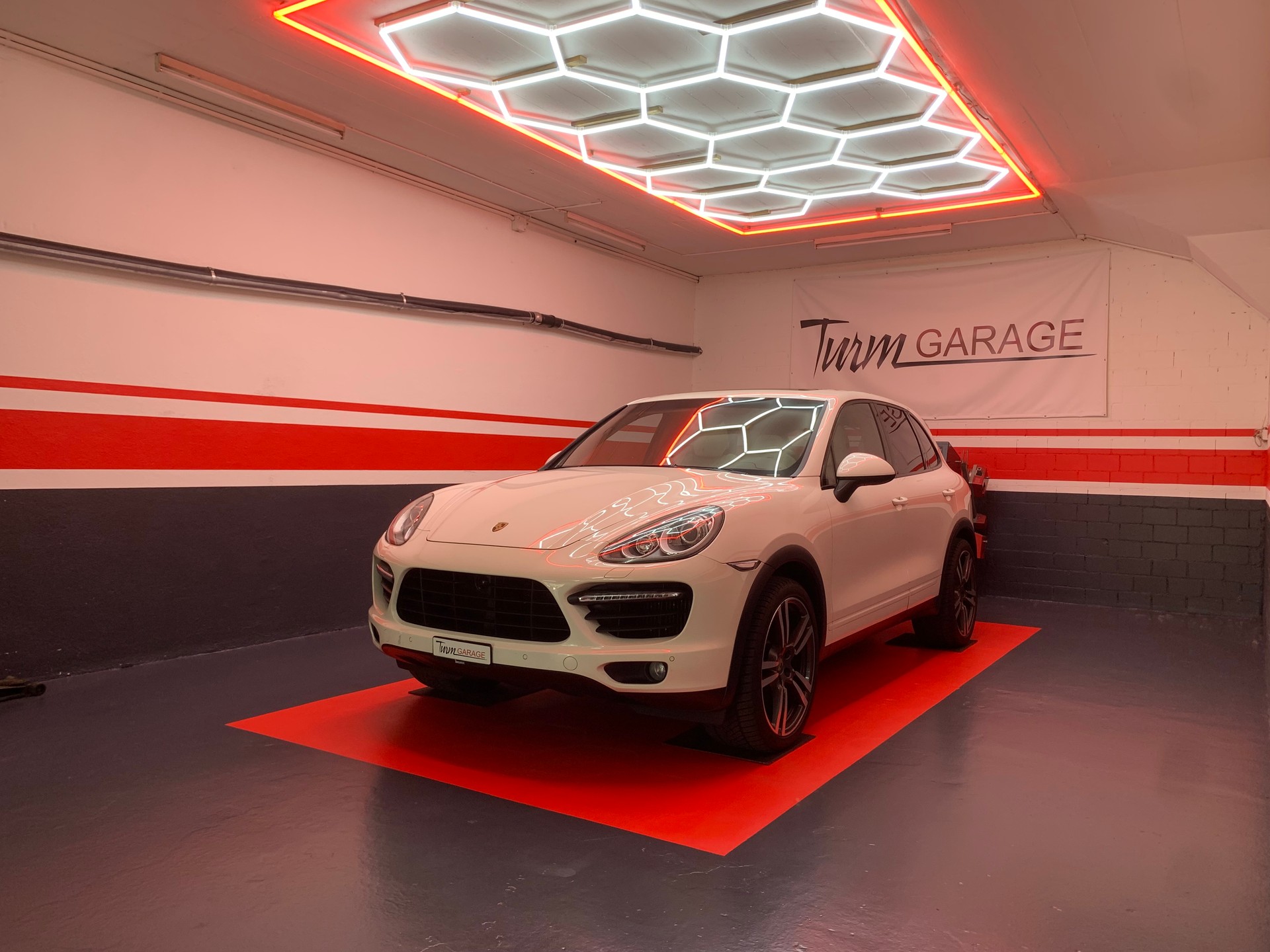 PORSCHE Cayenne Turbo