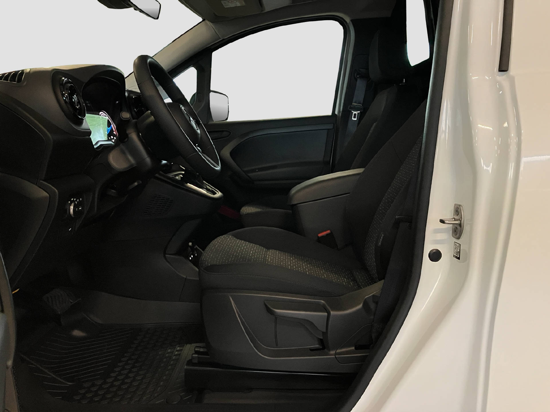 MERCEDES-BENZ eCitan Standard 3100mm L Worke-image-7