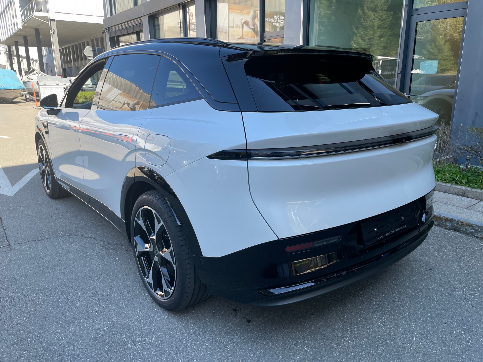ZEEKR 7X Privilege AWD 100kWh mit Comfort inkl. Cockpit Paket-showroom-element-2