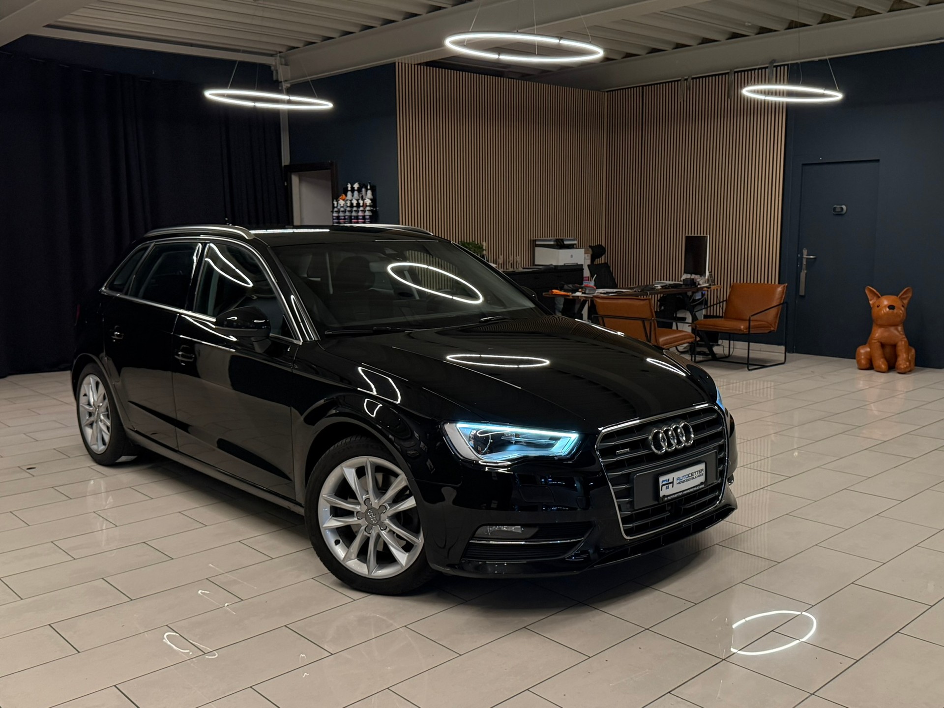 AUDI A3 Sportback 1.8 TFSI Ambition quattro S-tronic-image-0