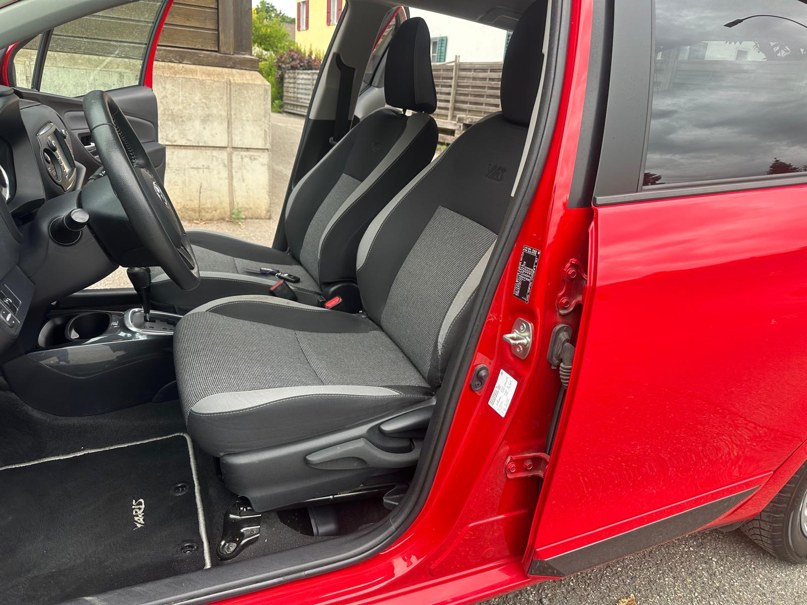 TOYOTA Yaris 1.5 VVT-i Hybrid Y20 e-CVT-image-9